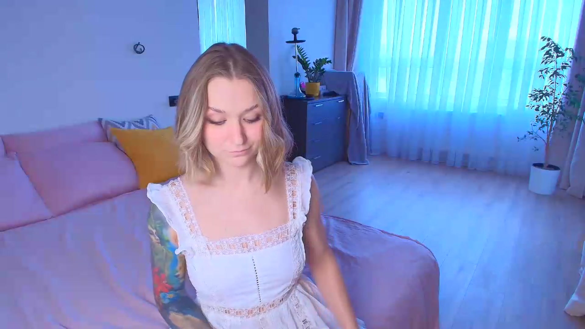 Gallery image thumbnail from Kota_sky's myfreecams stream on, 08/25/2026, 04:11 image 14 of 20