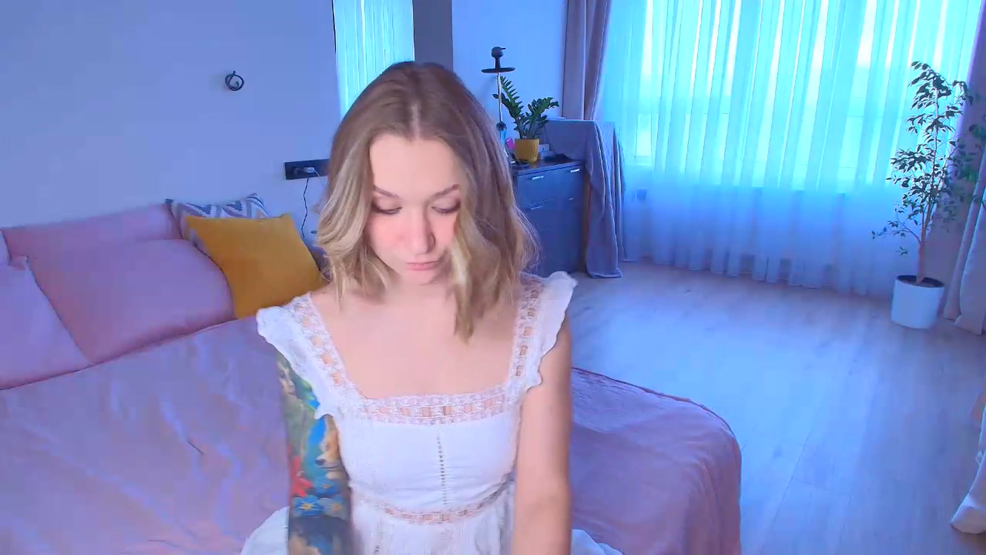 Gallery image thumbnail from Kota_sky's myfreecams stream on, 08/25/2026, 04:11 image 9 of 20