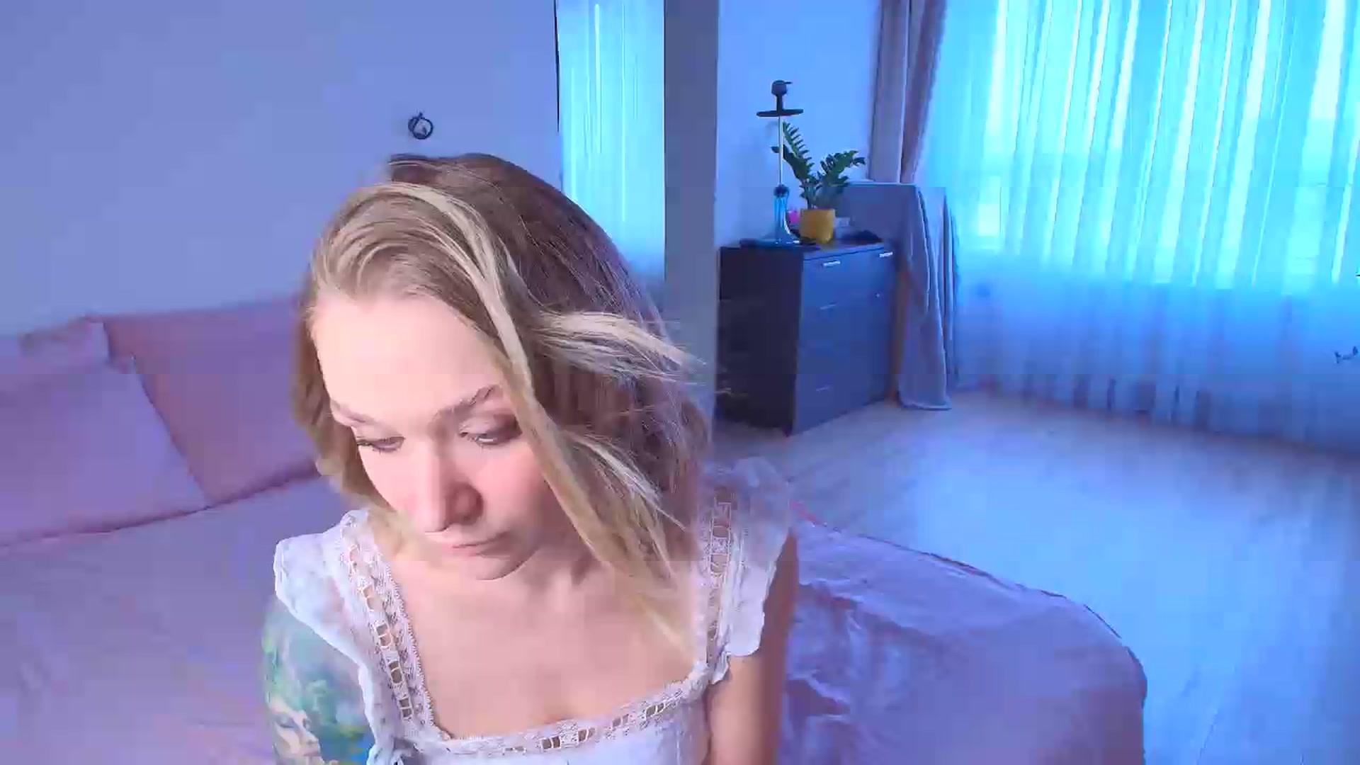Gallery image thumbnail from Kota_sky's myfreecams stream on, 08/25/2026, 04:11 image 1 of 20