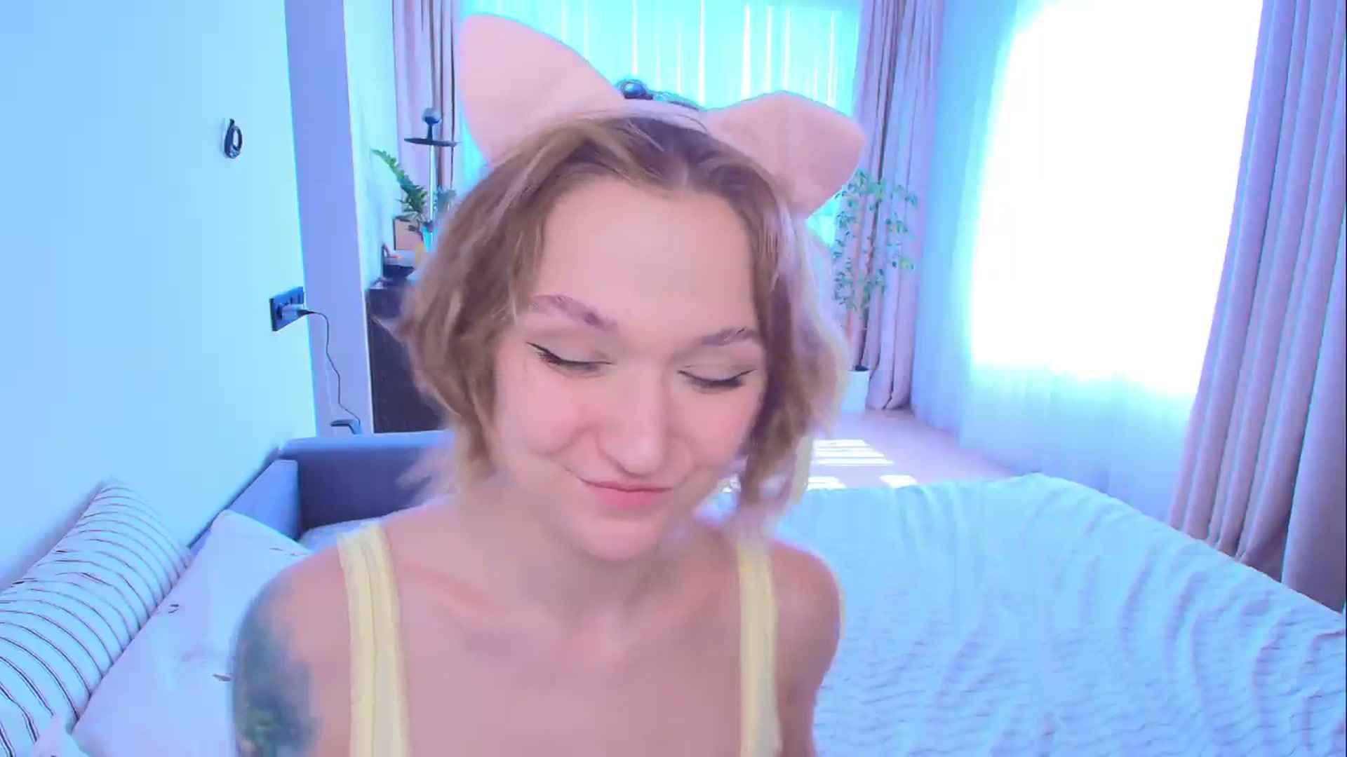 Gallery image thumbnail from Kota_sky's myfreecams stream on, 08/31/2026, 06:27 image 20 of 20