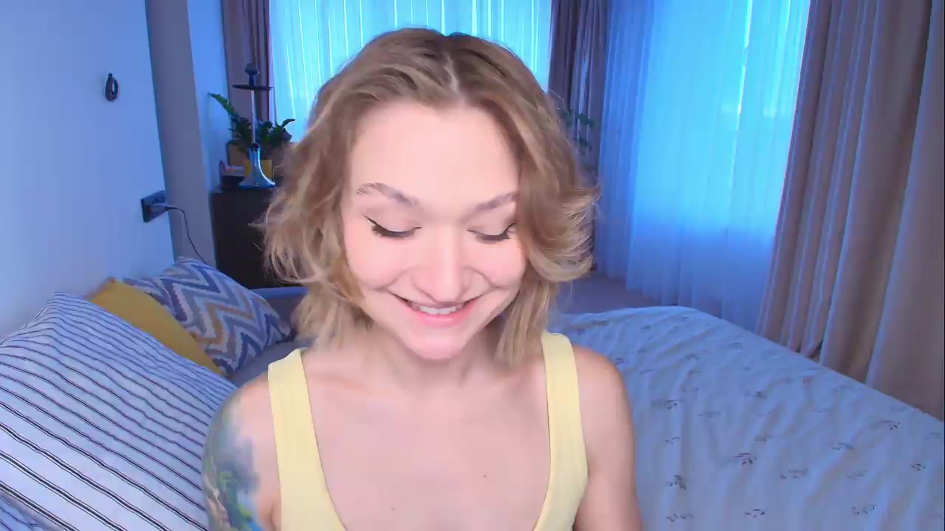 Gallery image thumbnail from Kota_sky's myfreecams stream on, 09/01/2026, 03:16 image 15 of 20