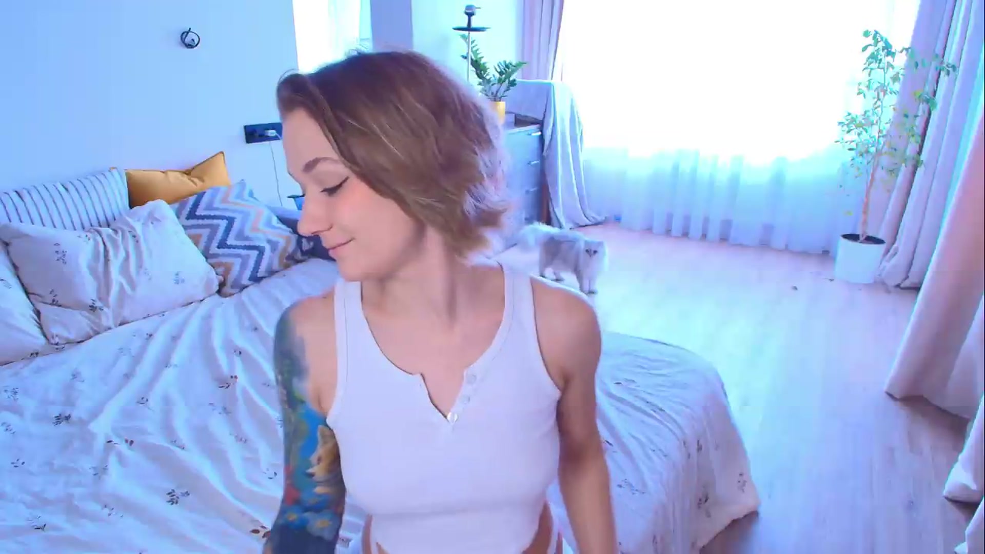 Gallery image thumbnail from Kota_sky's myfreecams stream on, 09/09/2026, 04:34 image 12 of 20