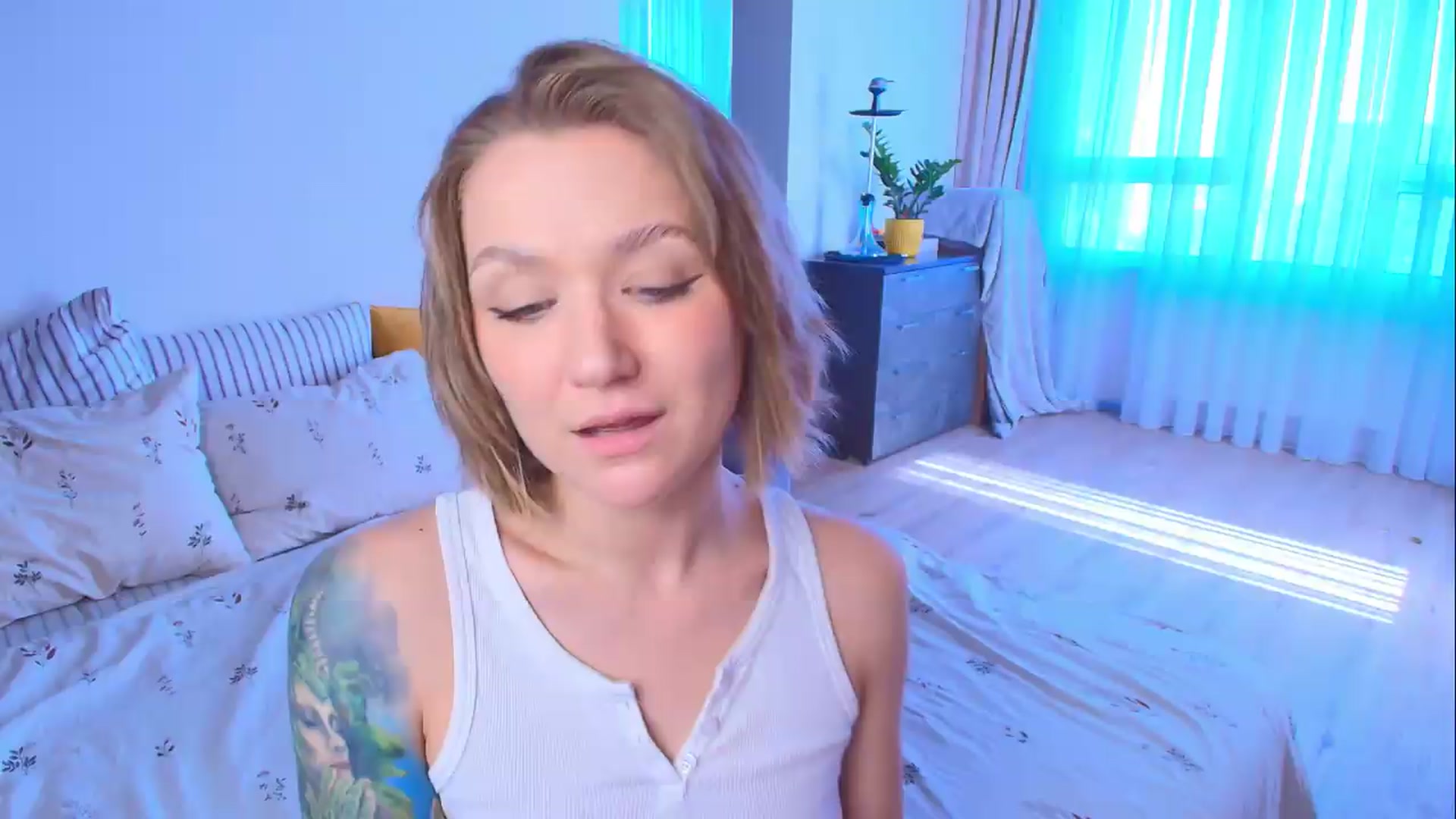 Gallery image thumbnail from Kota_sky's myfreecams stream on, 09/09/2026, 07:34 image 4 of 20
