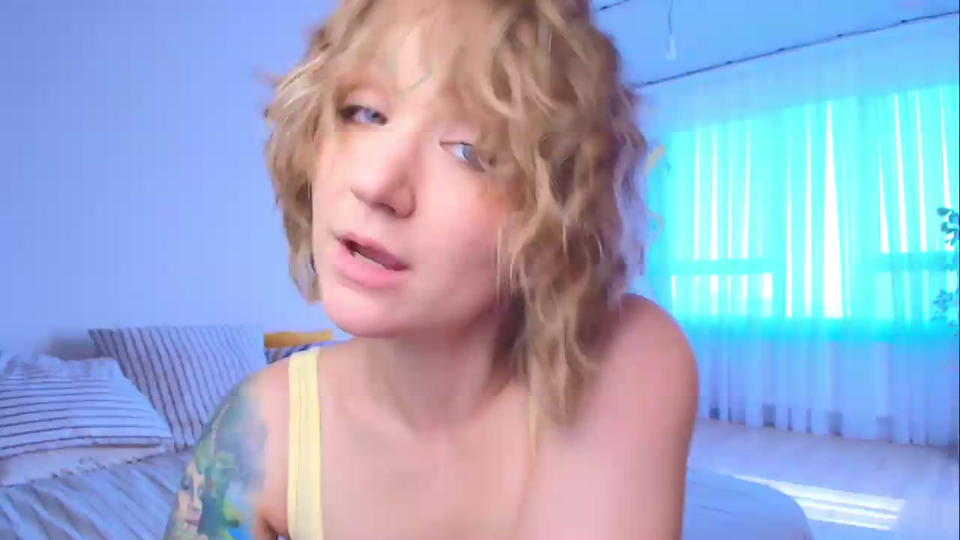 Gallery image thumbnail from Kota_sky's myfreecams stream on, 09/10/2026, 06:23 image 11 of 20