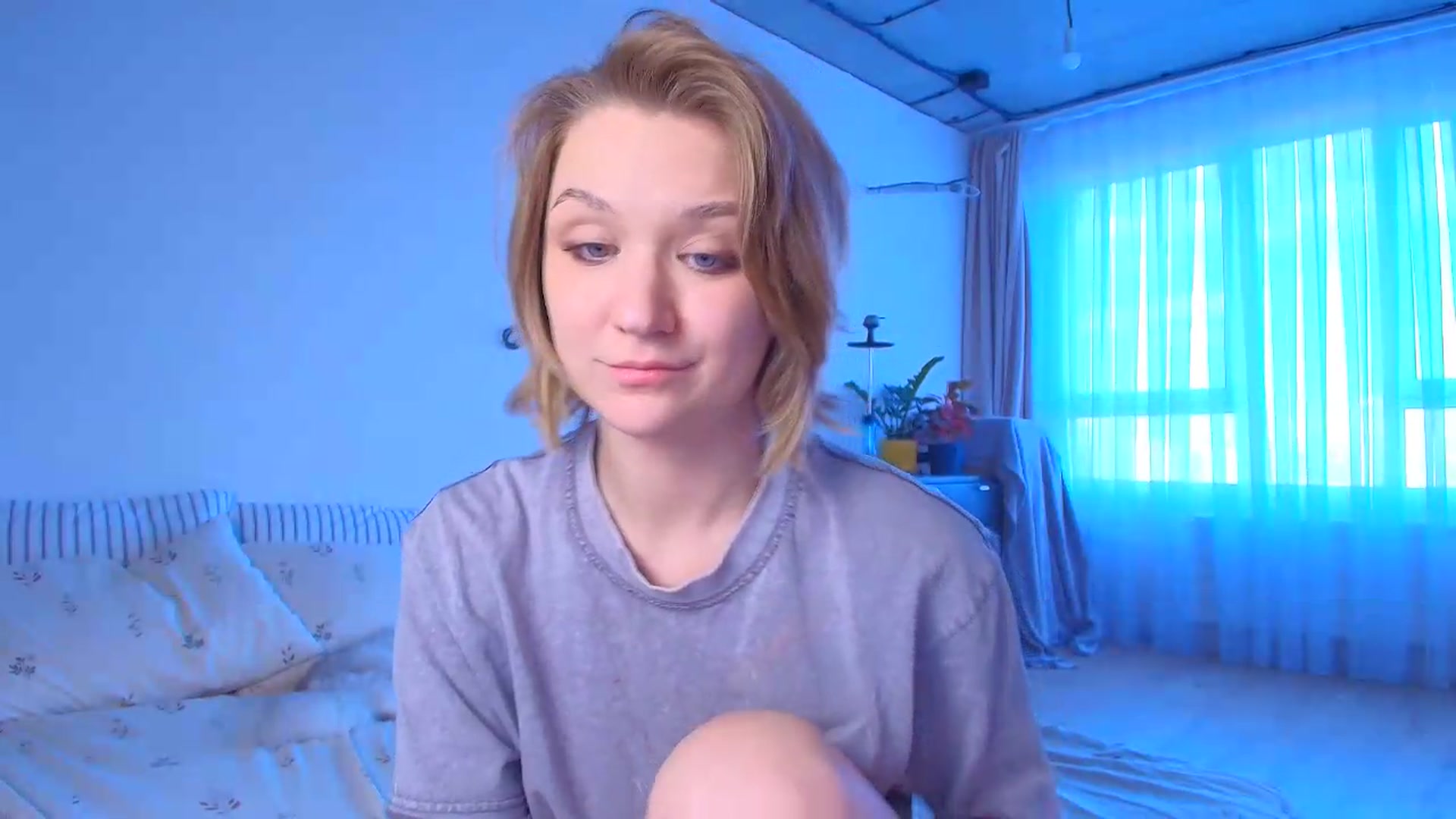 Gallery image thumbnail from Kota_sky's myfreecams stream on, 09/14/2026, 11:05 image 12 of 20