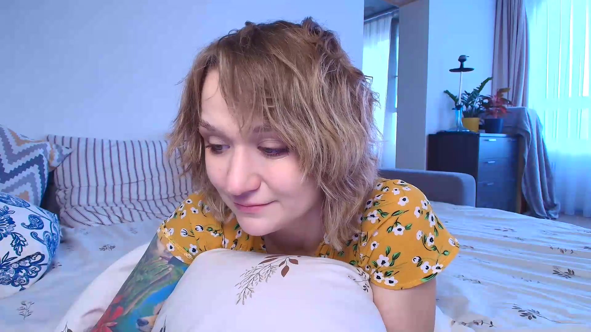 Gallery image thumbnail from Kota_sky's myfreecams stream on, 09/15/2026, 06:19 image 20 of 20