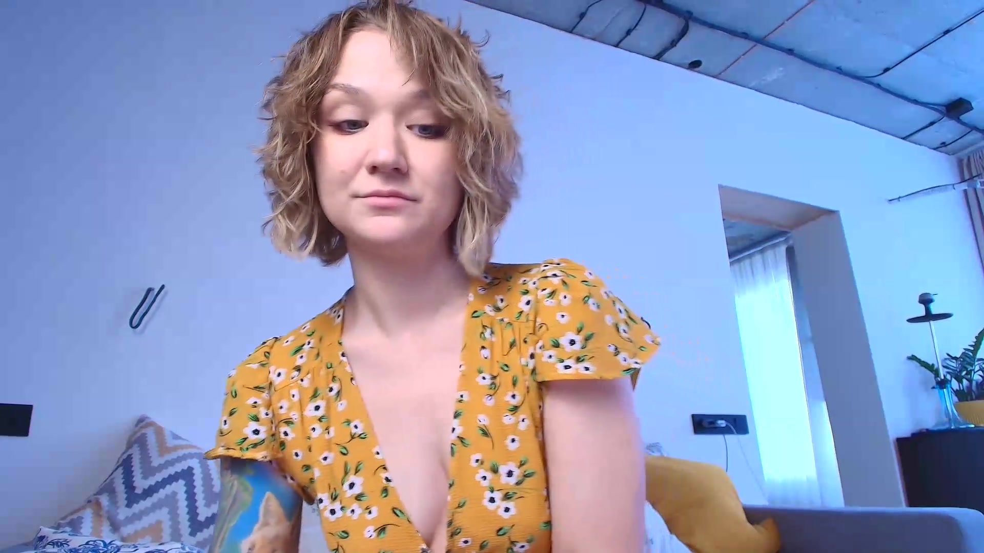Gallery image thumbnail from Kota_sky's myfreecams stream on, 09/15/2026, 06:19 image 17 of 20