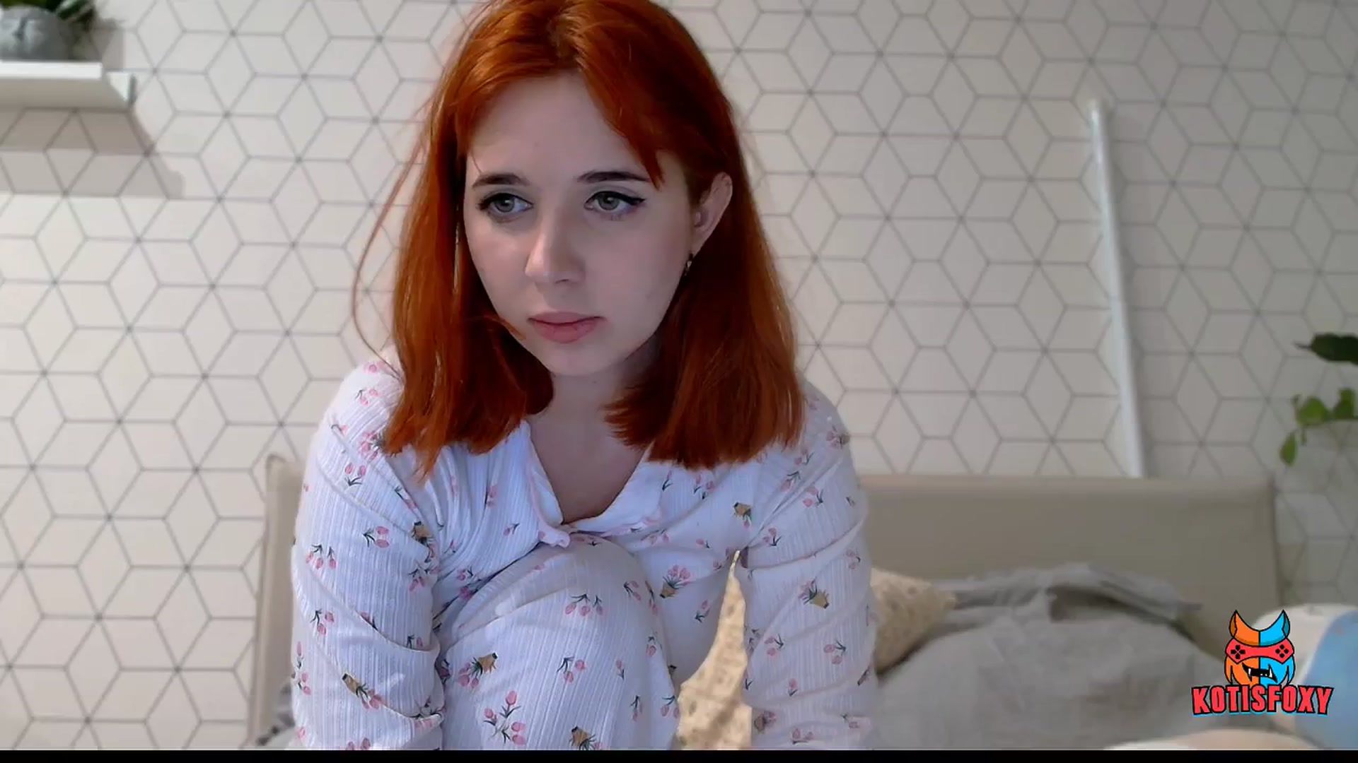 Gallery image thumbnail from KotisFoxy's myfreecams stream on, 11/15/2024, 20:39 image 11 of 20
