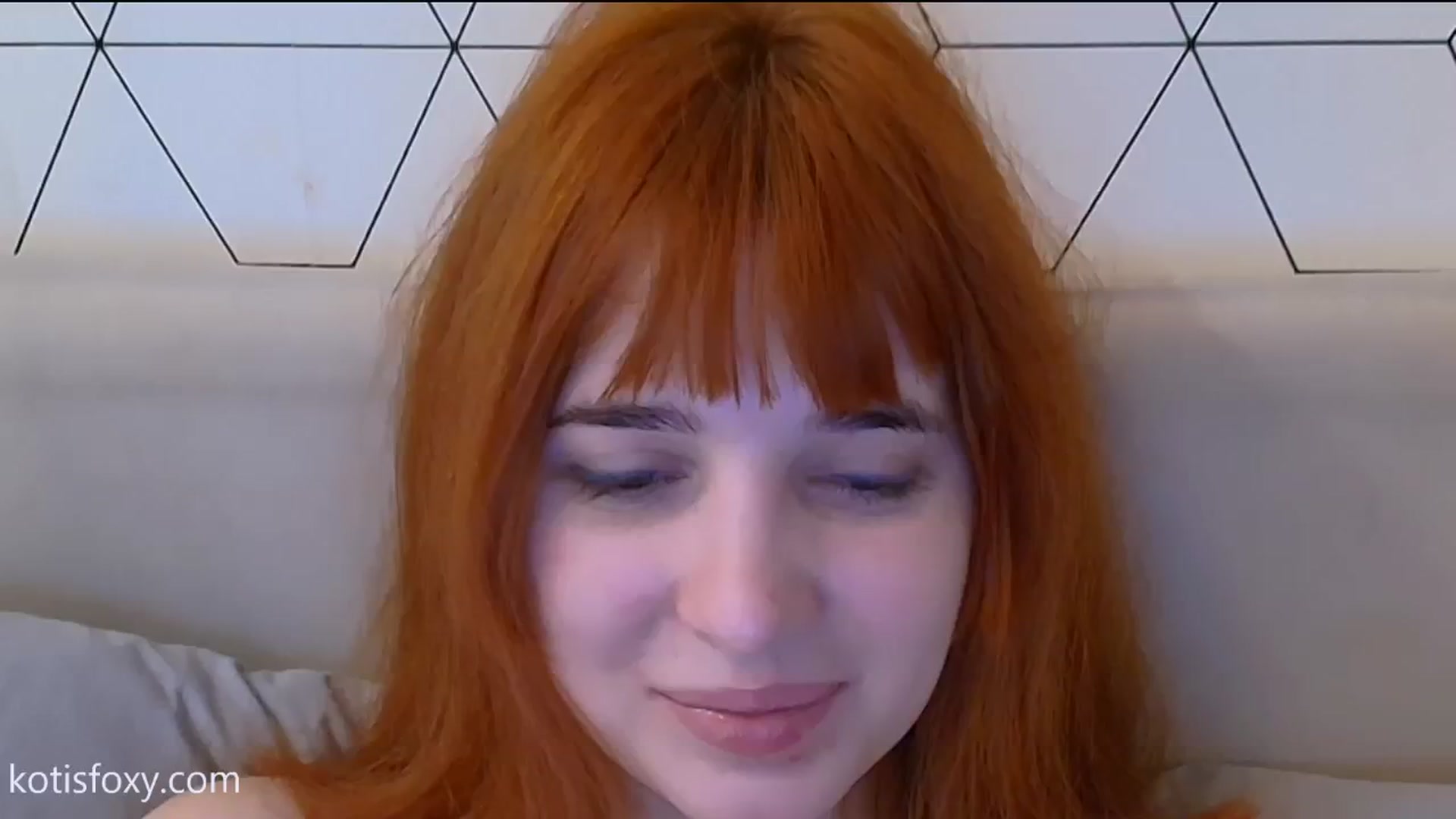 Gallery image thumbnail from KotisFoxy's myfreecams stream on, 11/22/2024, 06:46 image 3 of 20