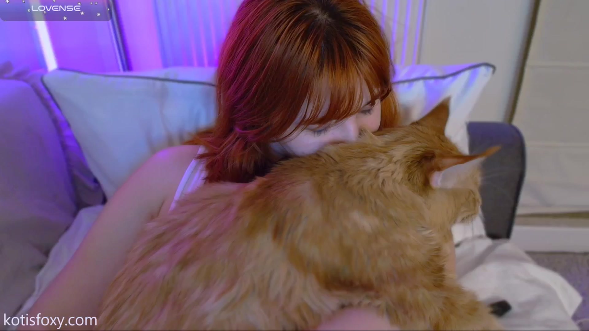 Gallery image thumbnail from KotisFoxy's myfreecams stream on, 12/17/2024, 05:45 image 1 of 20