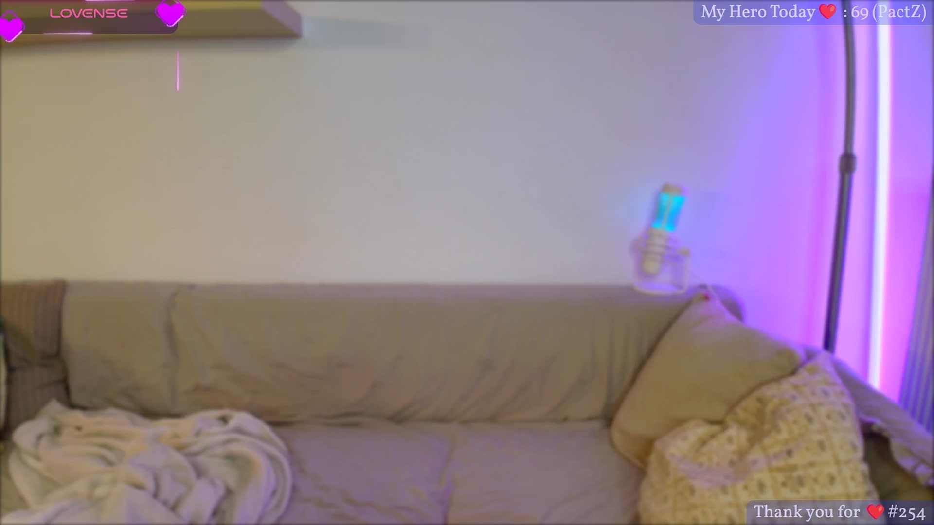 Gallery image thumbnail from KotisFoxy's myfreecams stream on, 02/20/2025, 06:44 image 13 of 20