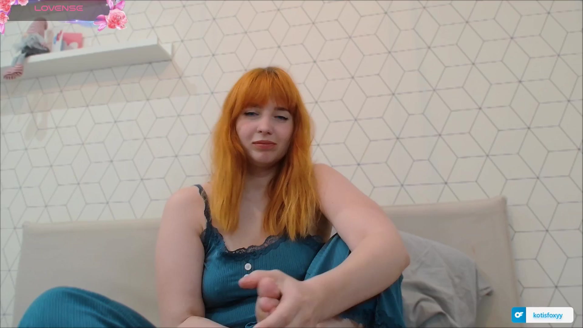 Gallery image thumbnail from KotisFoxy's myfreecams stream on, 04/29/2025, 22:24 image 16 of 20