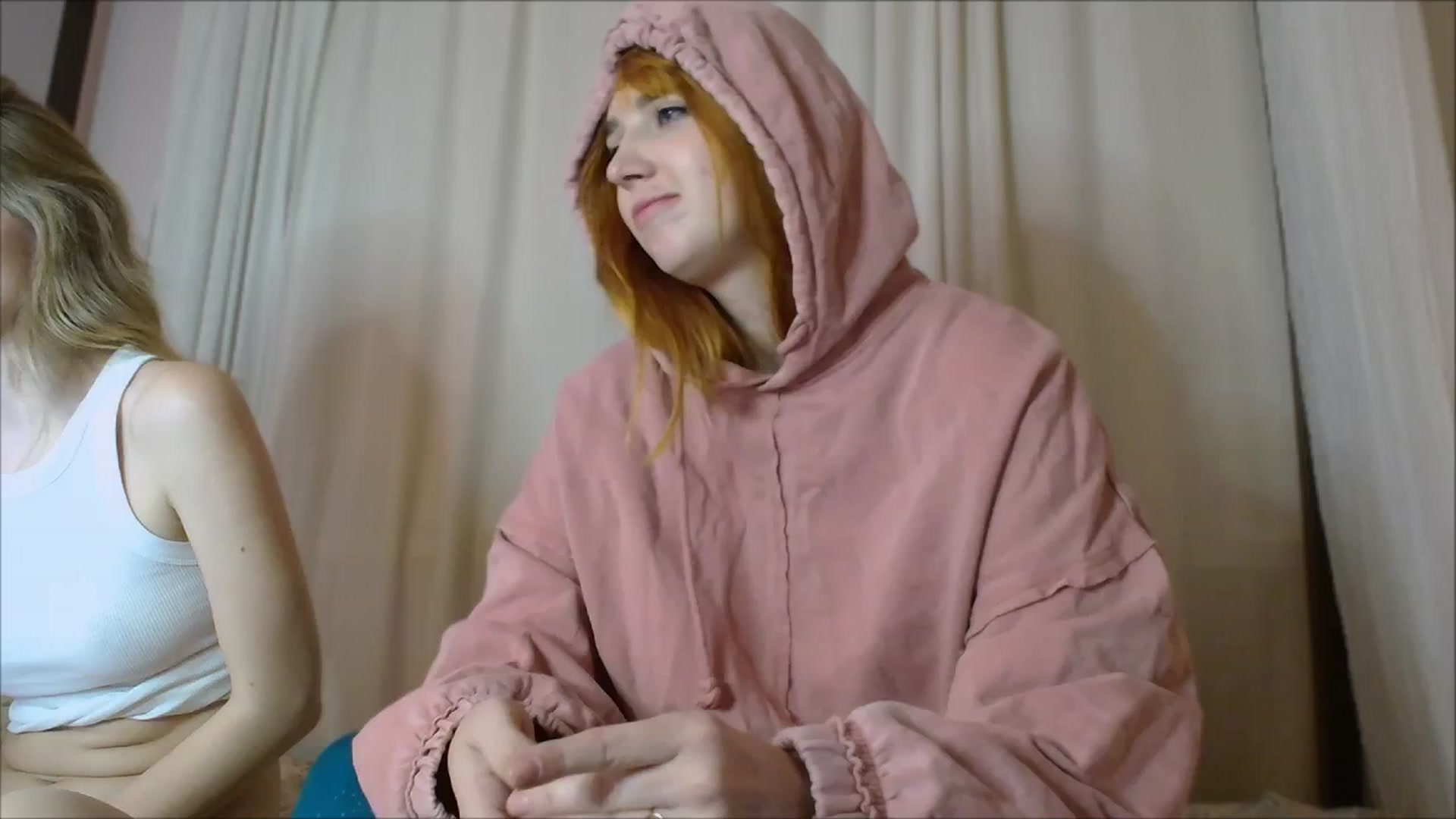 Gallery image thumbnail from KotisFoxy's myfreecams stream on, 05/05/2025, 24:00 image 2 of 20