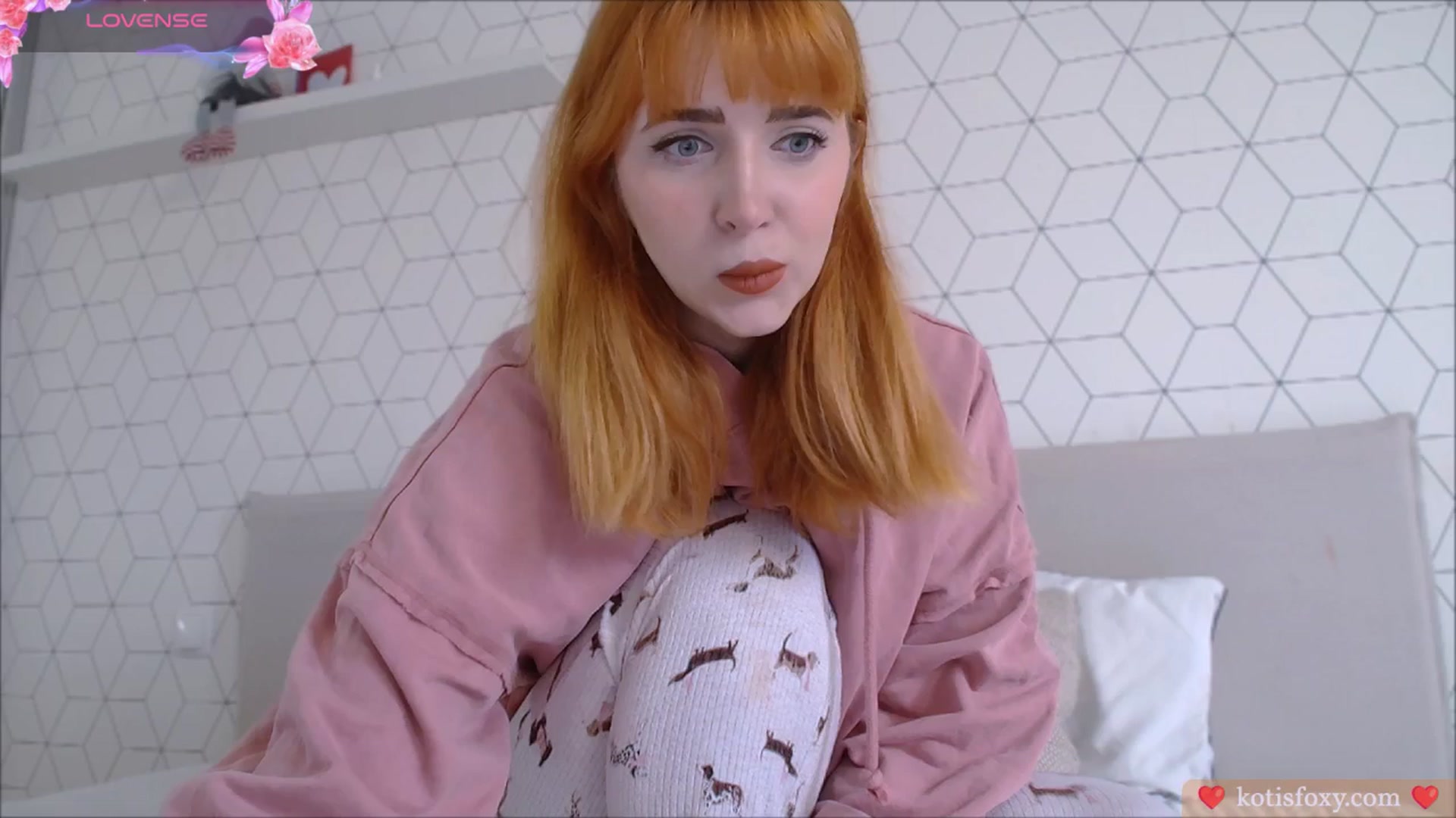 Gallery image thumbnail from KotisFoxy's myfreecams stream on, 05/09/2025, 15:43 image 16 of 20