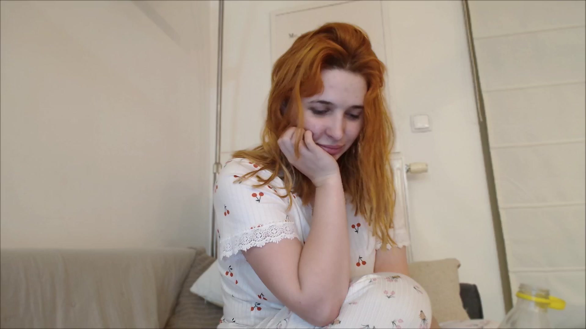 Gallery image thumbnail from KotisFoxy's myfreecams stream on, 05/25/2025, 21:16 image 10 of 20