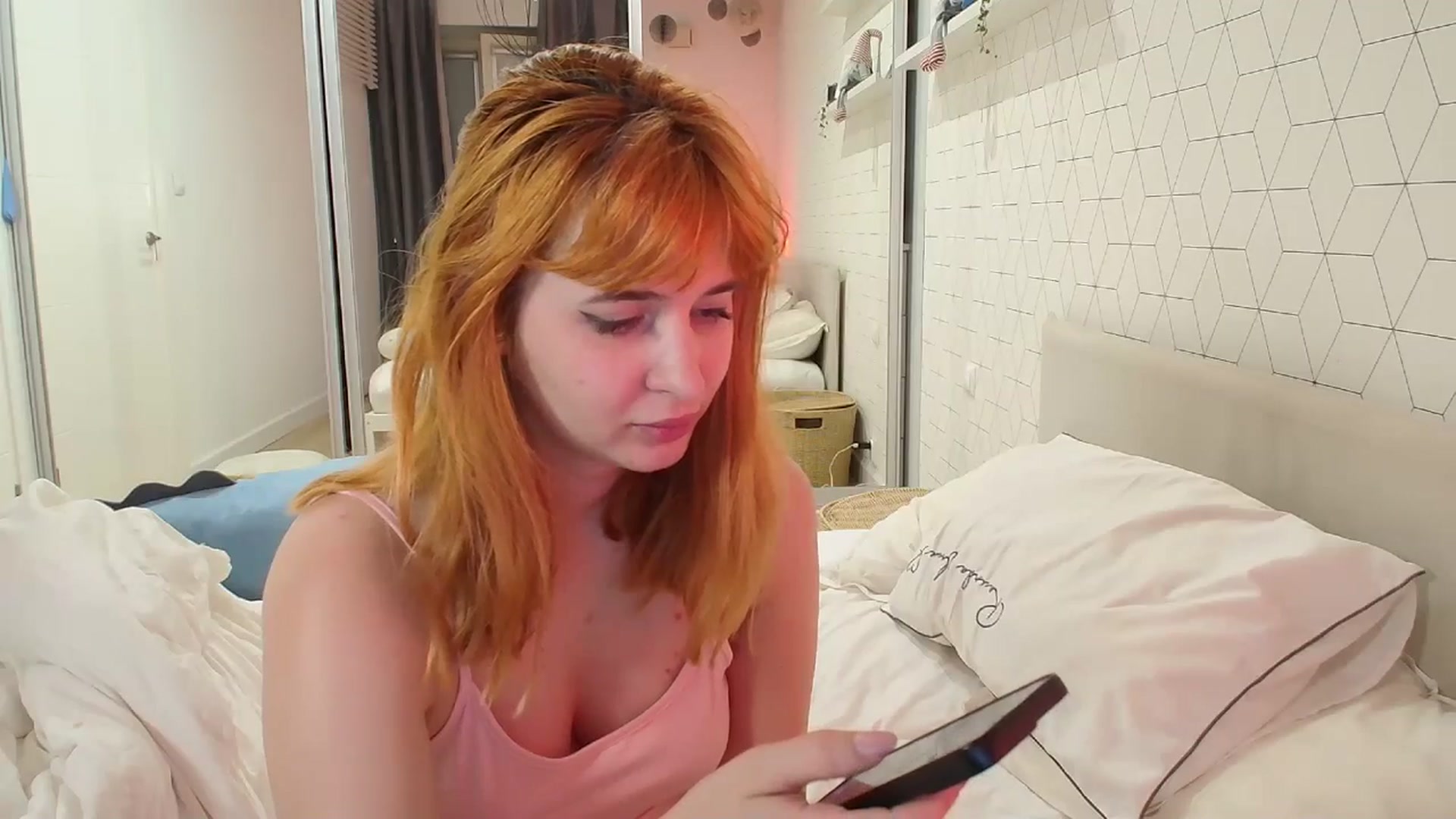 Gallery image thumbnail from KotisFoxy's myfreecams stream on, 06/10/2025, 22:28 image 3 of 20