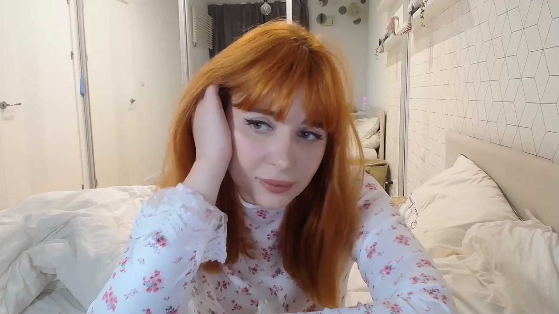 Gallery image thumbnail from KotisFoxy's myfreecams stream on, 06/12/2025, 23:02 image 14 of 20