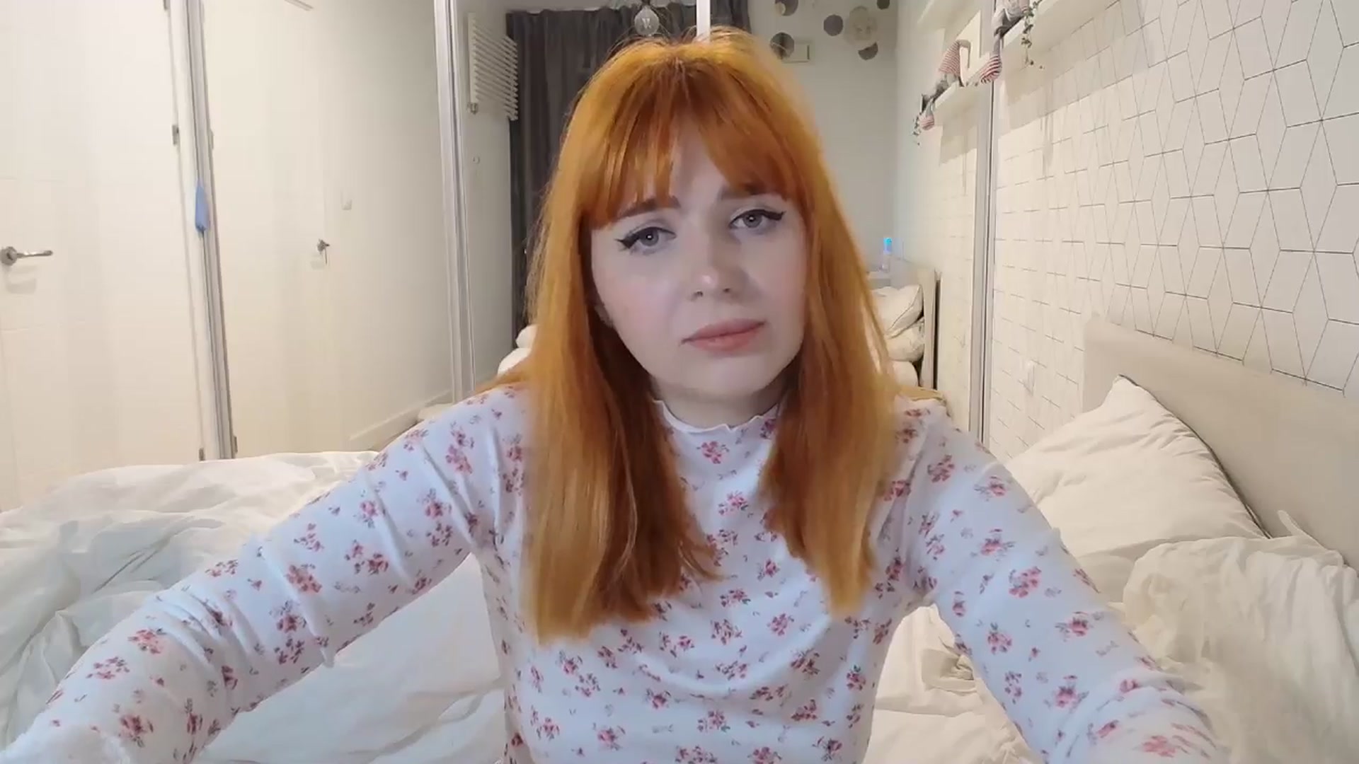 Gallery image thumbnail from KotisFoxy's myfreecams stream on, 06/12/2025, 23:02 image 15 of 20