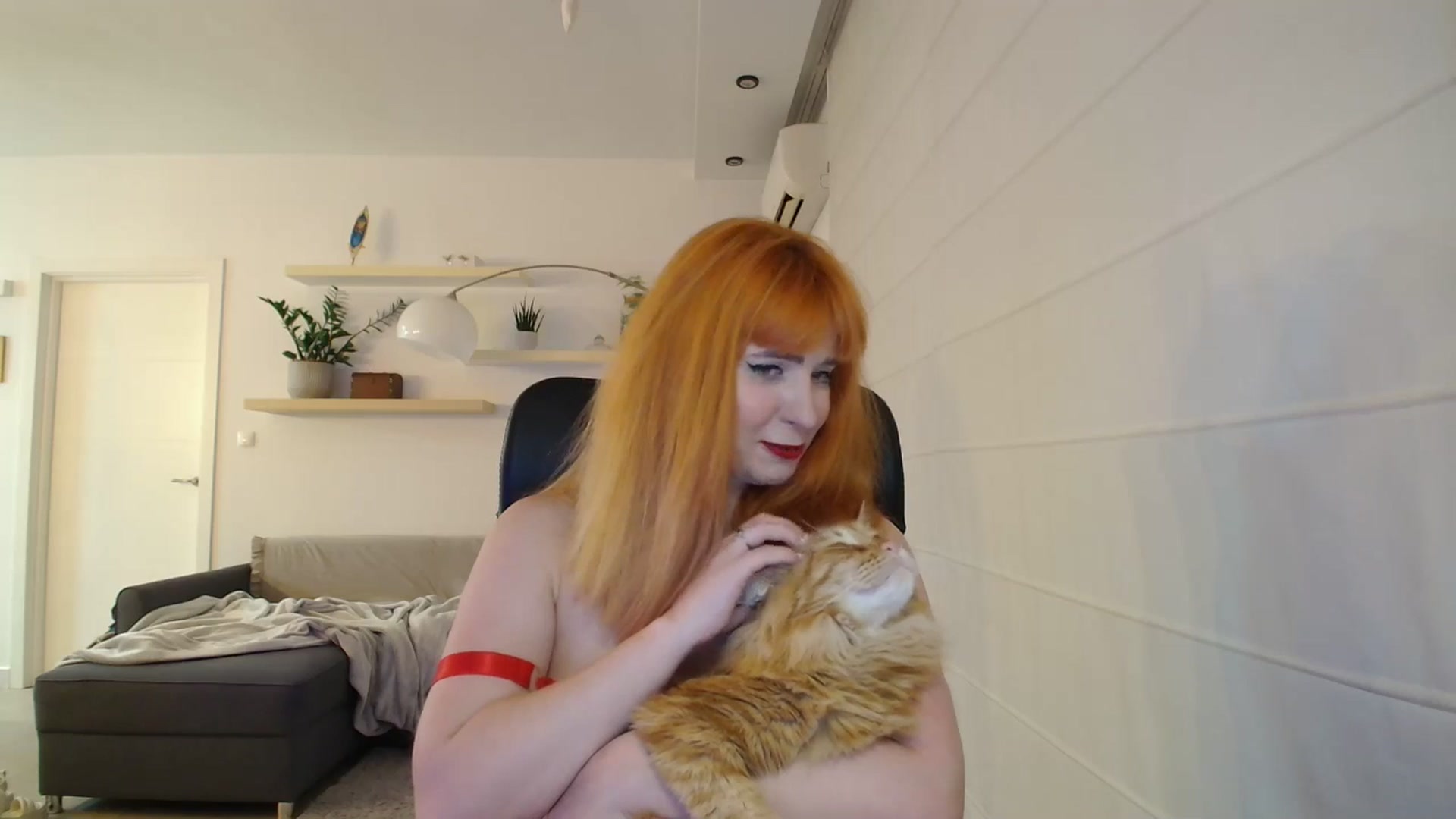 Gallery image thumbnail from KotisFoxy's myfreecams stream on, 06/23/2025, 22:30 image 13 of 20
