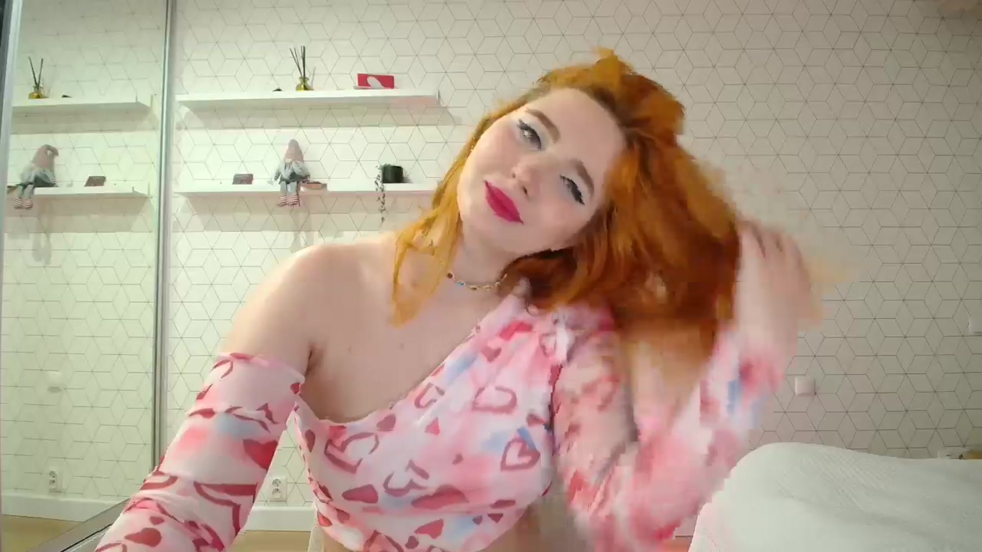 Gallery image thumbnail from KotisFoxy's myfreecams stream on, 07/09/2025, 19:47 image 17 of 20