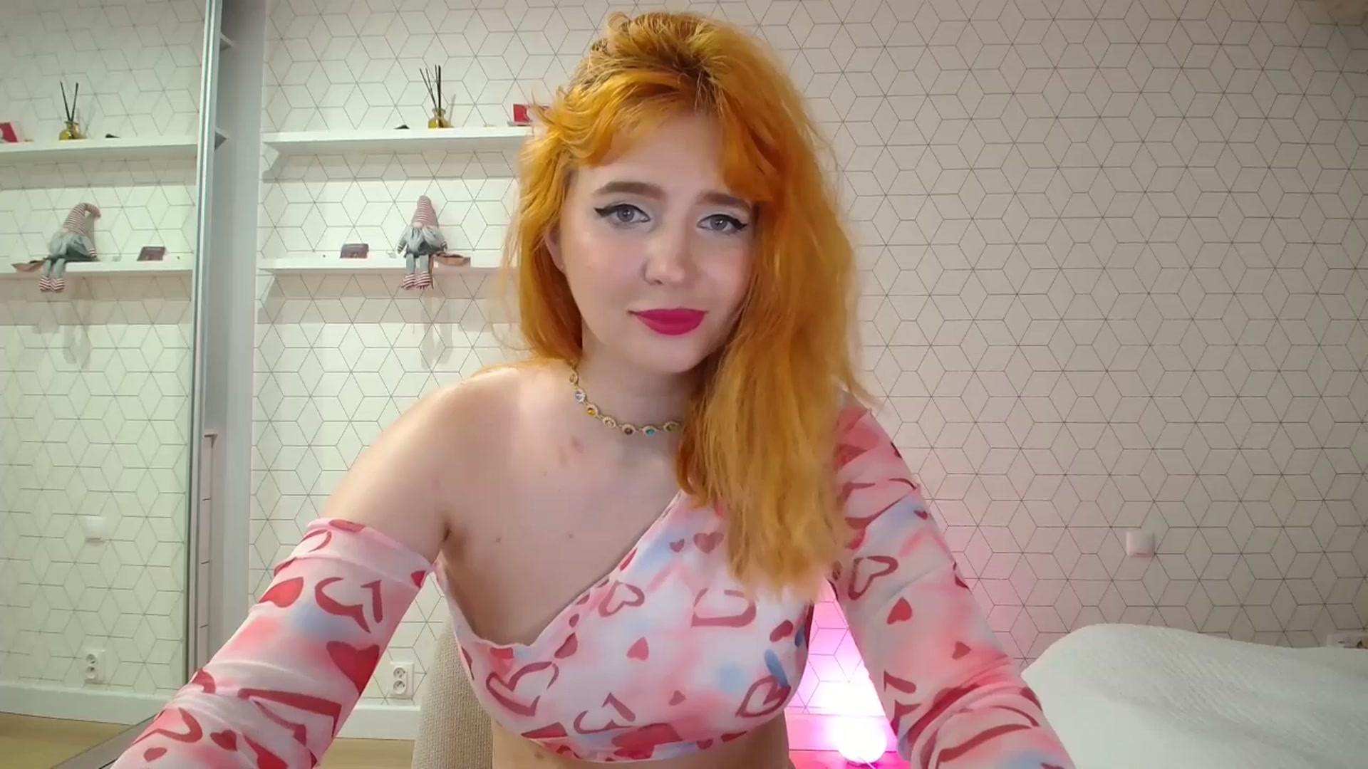 Gallery image thumbnail from KotisFoxy's myfreecams stream on, 07/09/2025, 20:31 image 9 of 20