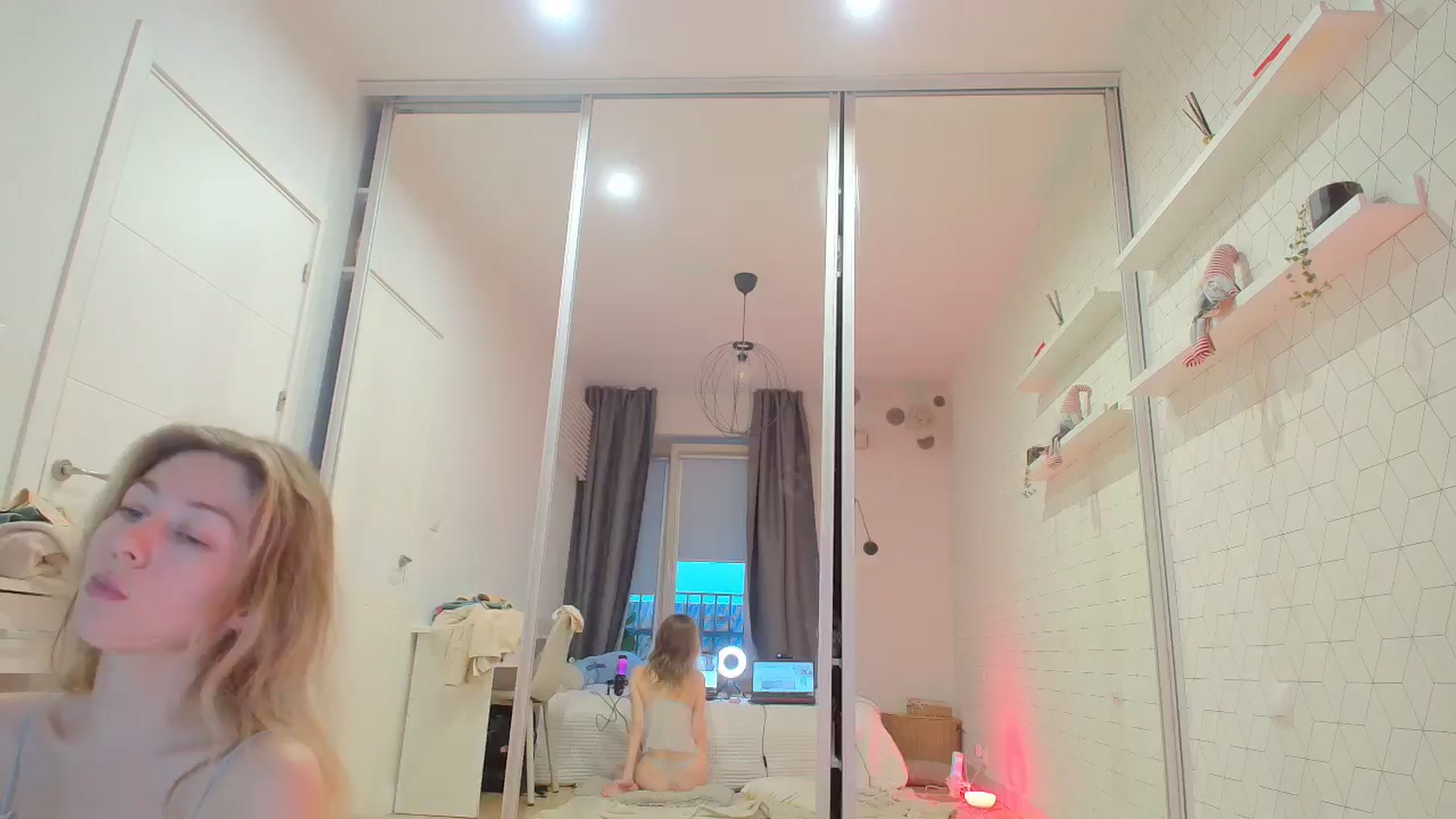 Gallery image thumbnail from KotisFoxy's myfreecams stream on, 07/16/2025, 20:10 image 3 of 20