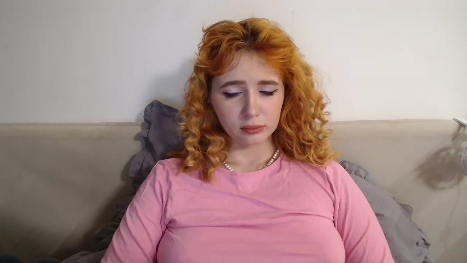 Gallery image thumbnail from KotisFoxy's myfreecams stream on, 07/17/2025, 22:06 image 4 of 20