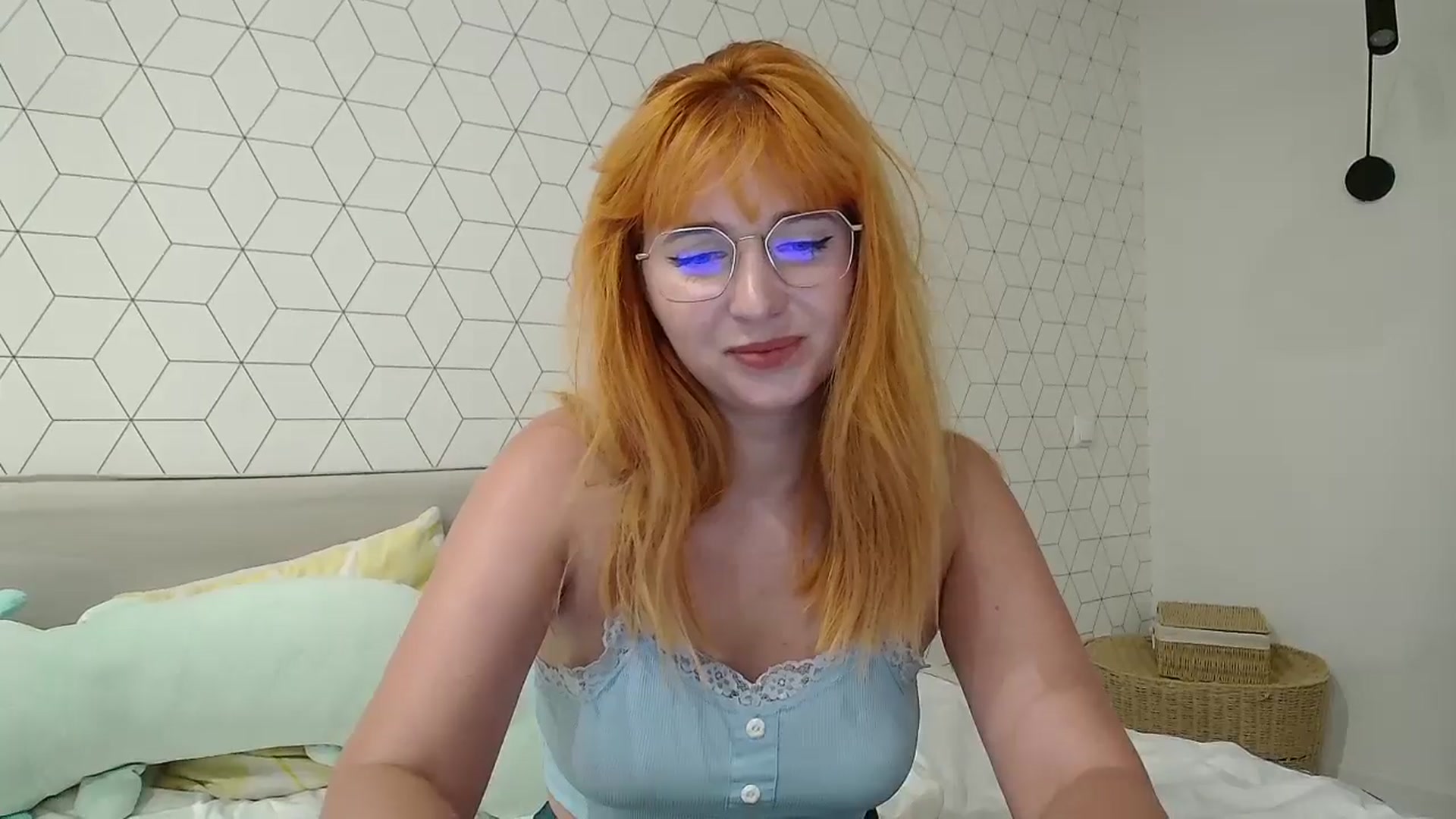 Gallery image thumbnail from KotisFoxy's myfreecams stream on, 09/10/2025, 23:14 image 6 of 20