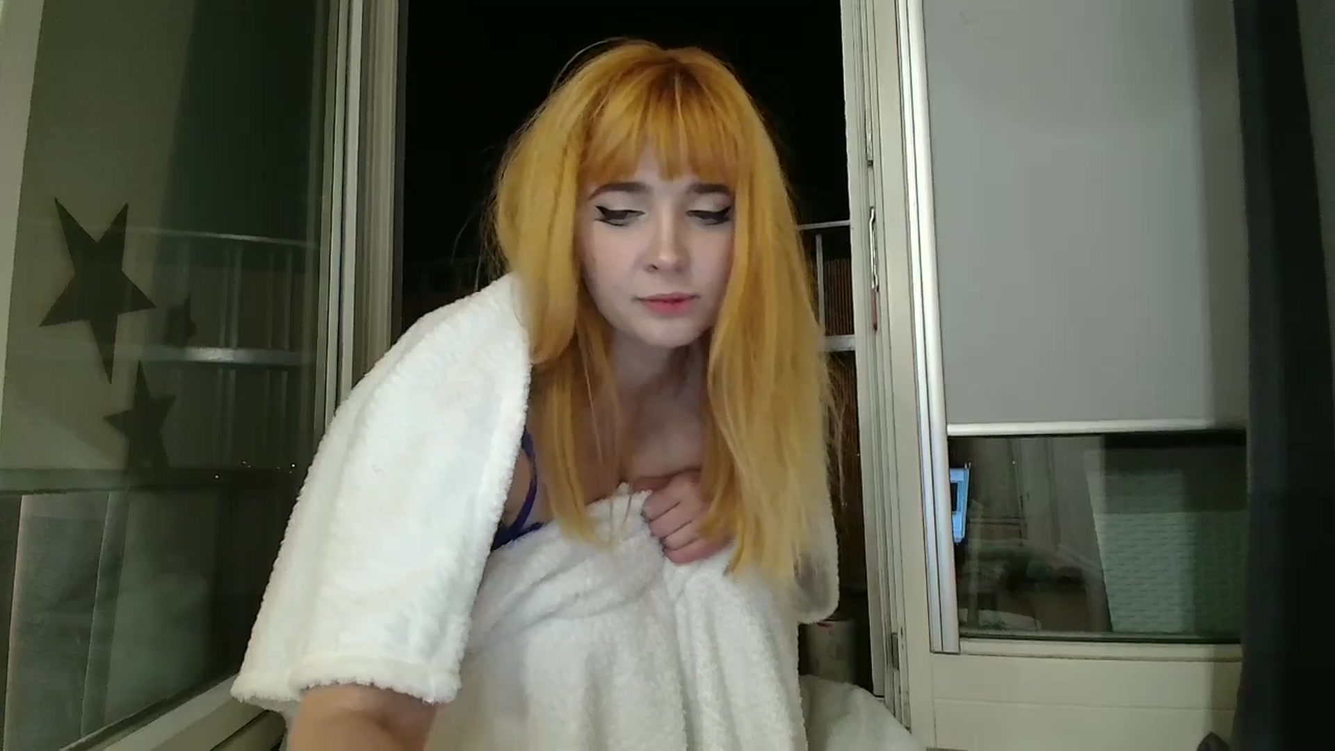 Gallery image thumbnail from KotisFoxy's myfreecams stream on, 09/23/2025, 20:07 image 17 of 20