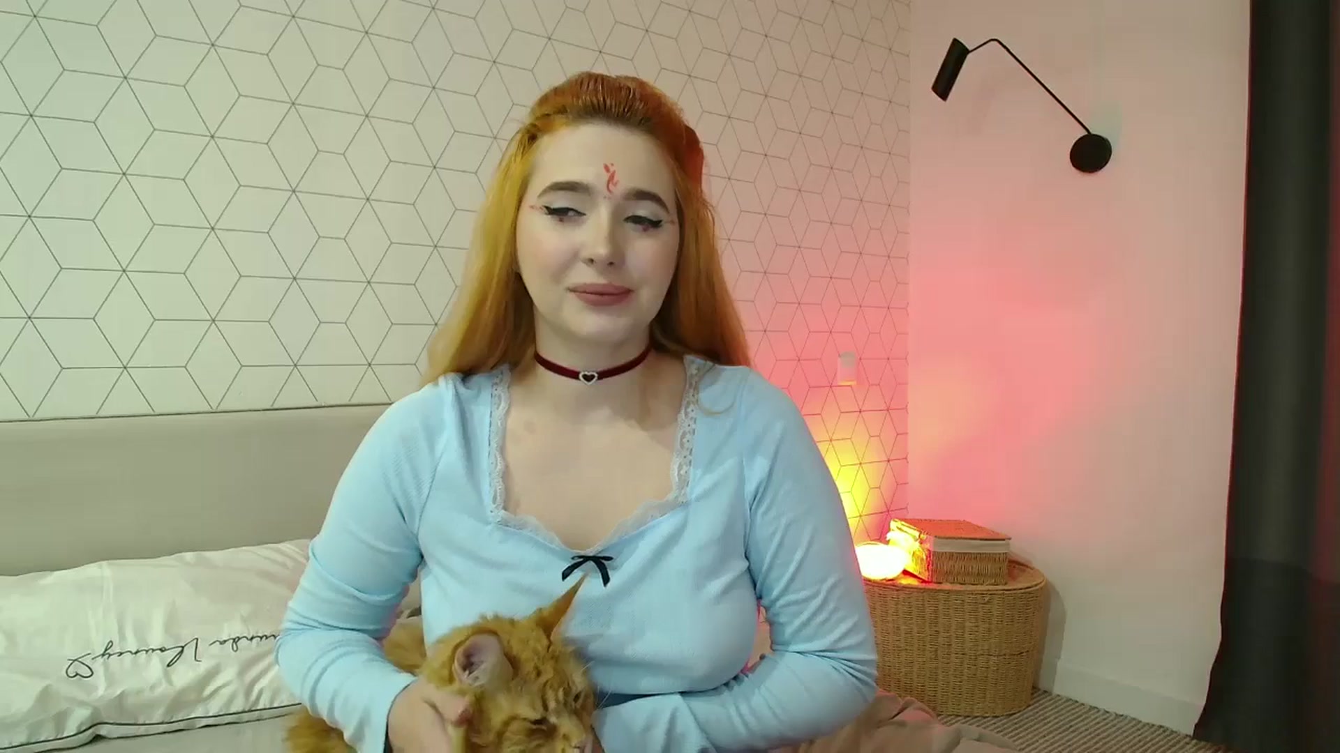 Gallery image thumbnail from KotisFoxy's myfreecams stream on, 09/25/2025, 18:11 image 5 of 20