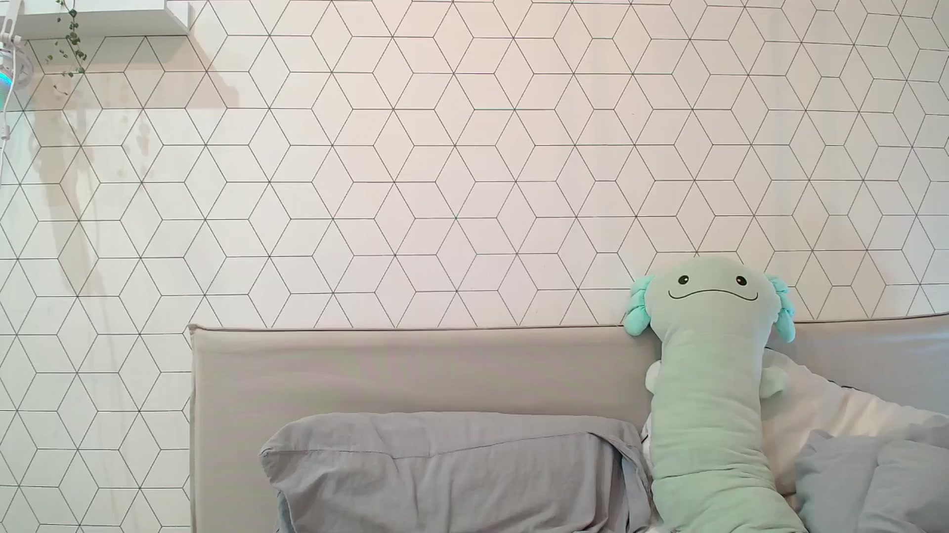 Gallery image thumbnail from KotisFoxy's myfreecams stream on, 09/30/2025, 19:38 image 7 of 20