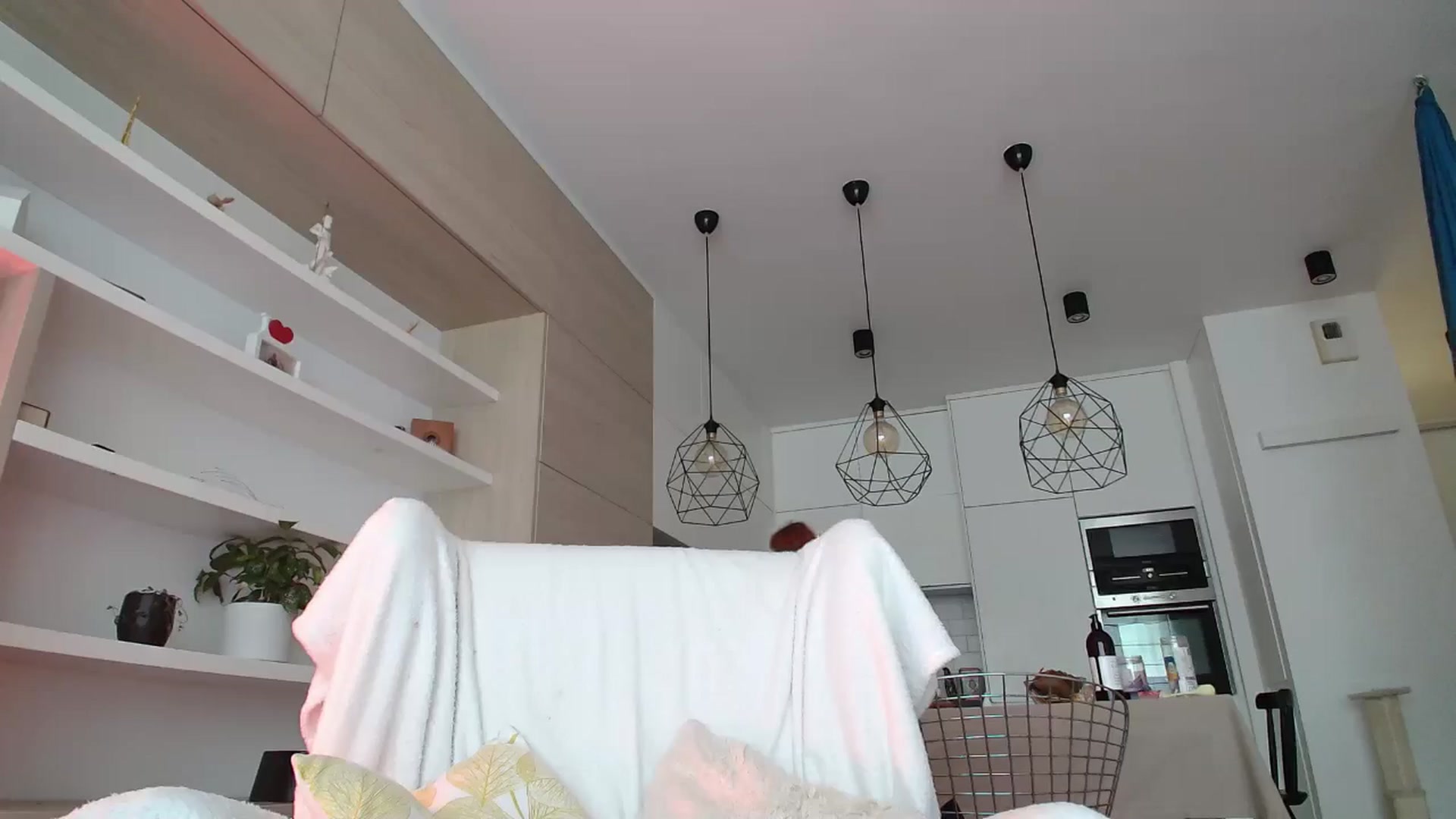 Gallery image thumbnail from KotisFoxy's myfreecams stream on, 10/04/2025, 15:37 image 6 of 20