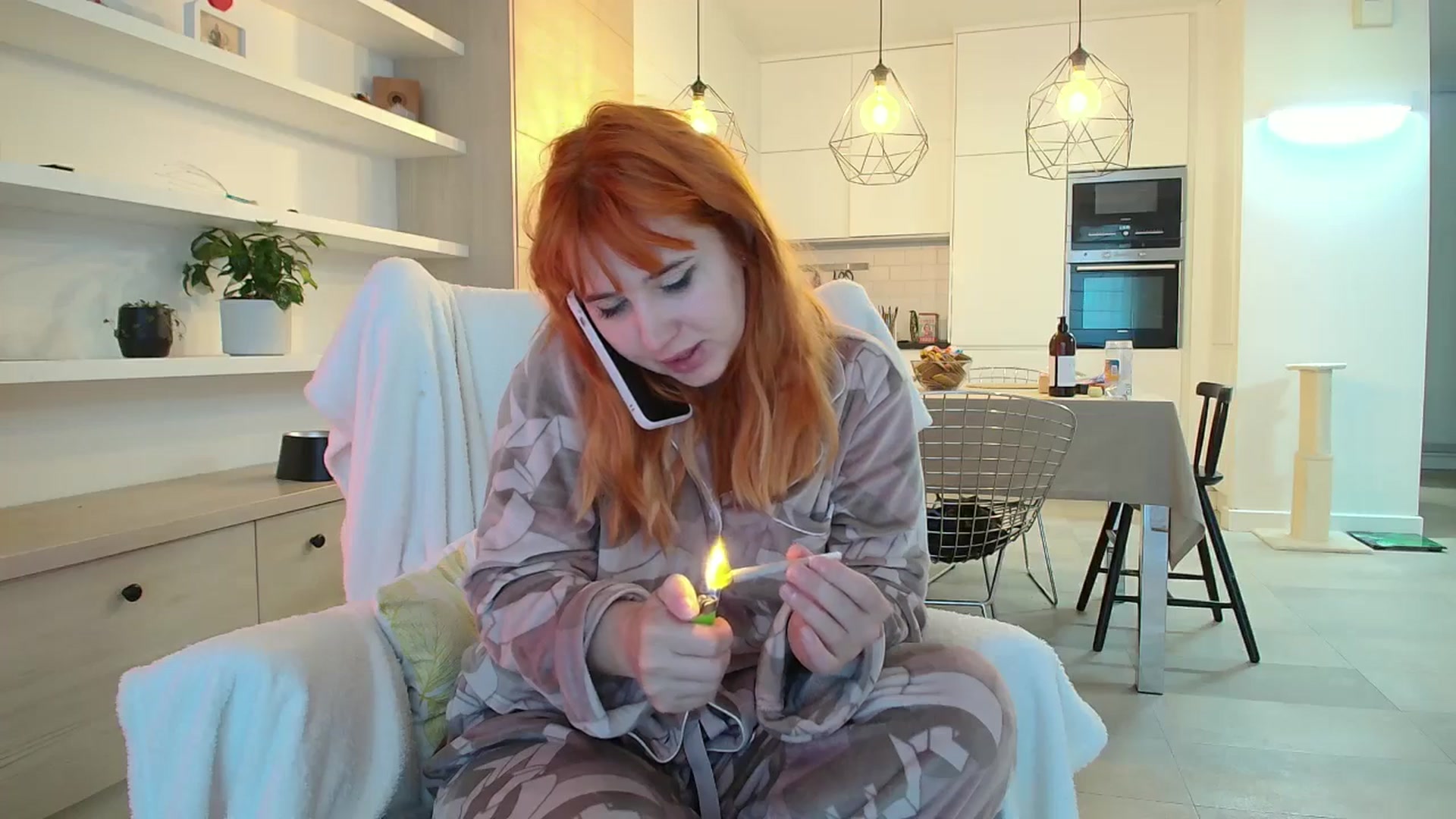 Gallery image thumbnail from KotisFoxy's myfreecams stream on, 10/04/2025, 15:37 image 12 of 20