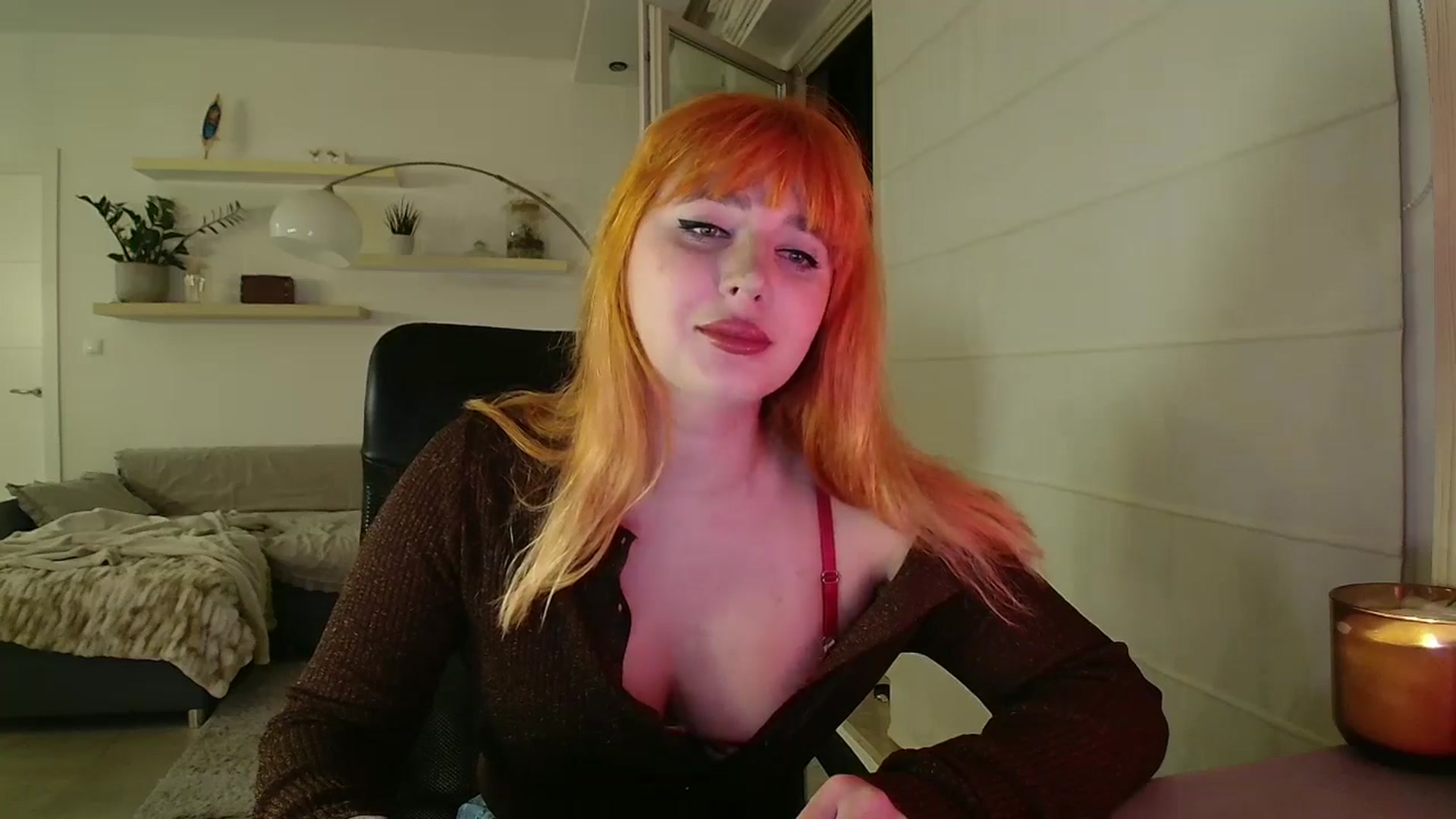 Gallery image thumbnail from KotisFoxy's myfreecams stream on, 10/07/2025, 24:00 image 9 of 20
