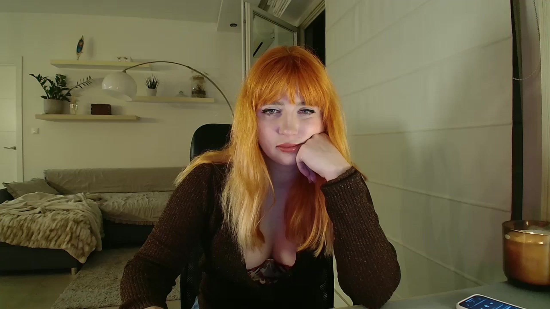Gallery image thumbnail from KotisFoxy's myfreecams stream on, 10/07/2025, 24:30 image 16 of 20
