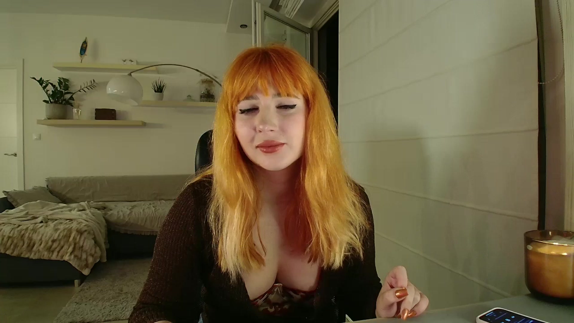 Gallery image thumbnail from KotisFoxy's myfreecams stream on, 10/07/2025, 24:30 image 18 of 20