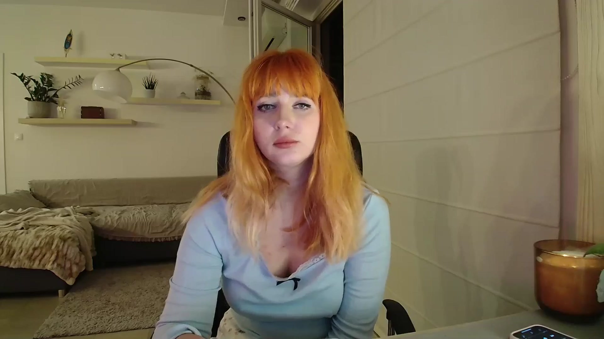 Gallery image thumbnail from KotisFoxy's myfreecams stream on, 10/07/2025, 03:54 image 10 of 20
