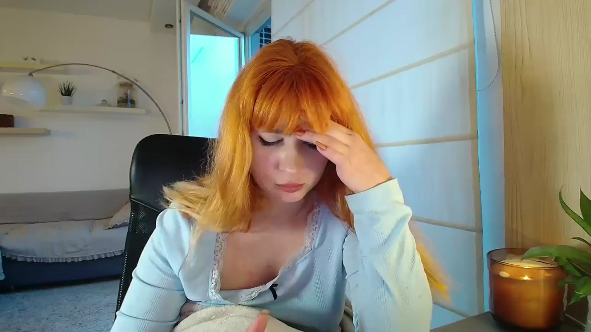 Gallery image thumbnail from KotisFoxy's myfreecams stream on, 10/07/2025, 06:47 image 6 of 20