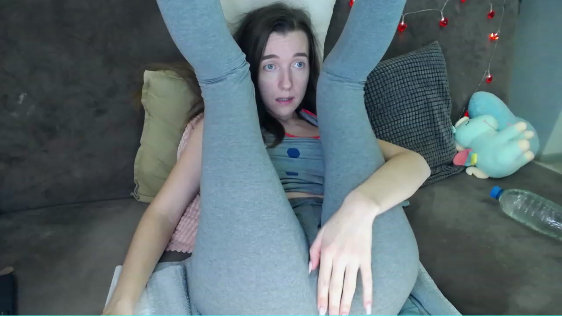 Gallery image thumbnail from Kozerog20's myfreecams stream on, 02/27/2023, 14:07 image 19 of 20