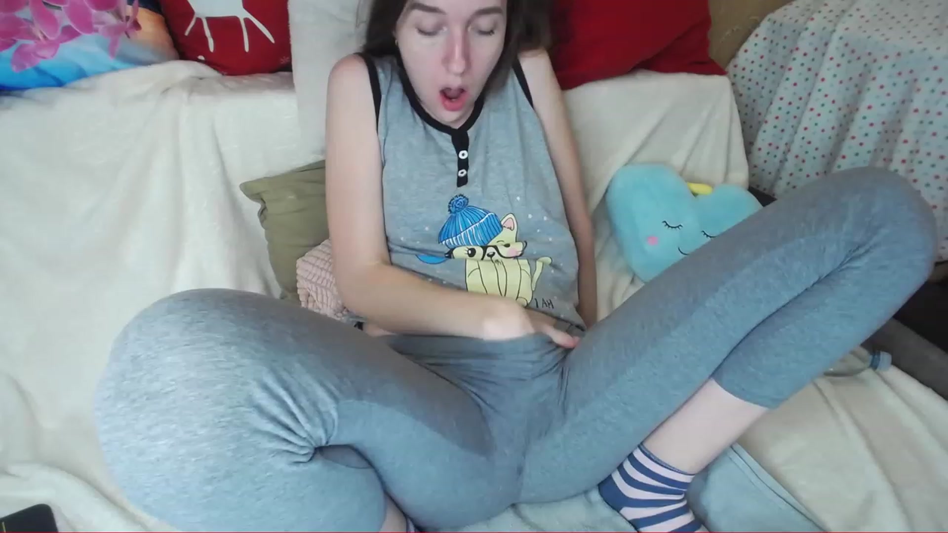 Gallery image thumbnail from Kozerog20's myfreecams stream on, 02/15/2024, 16:39 image 10 of 20