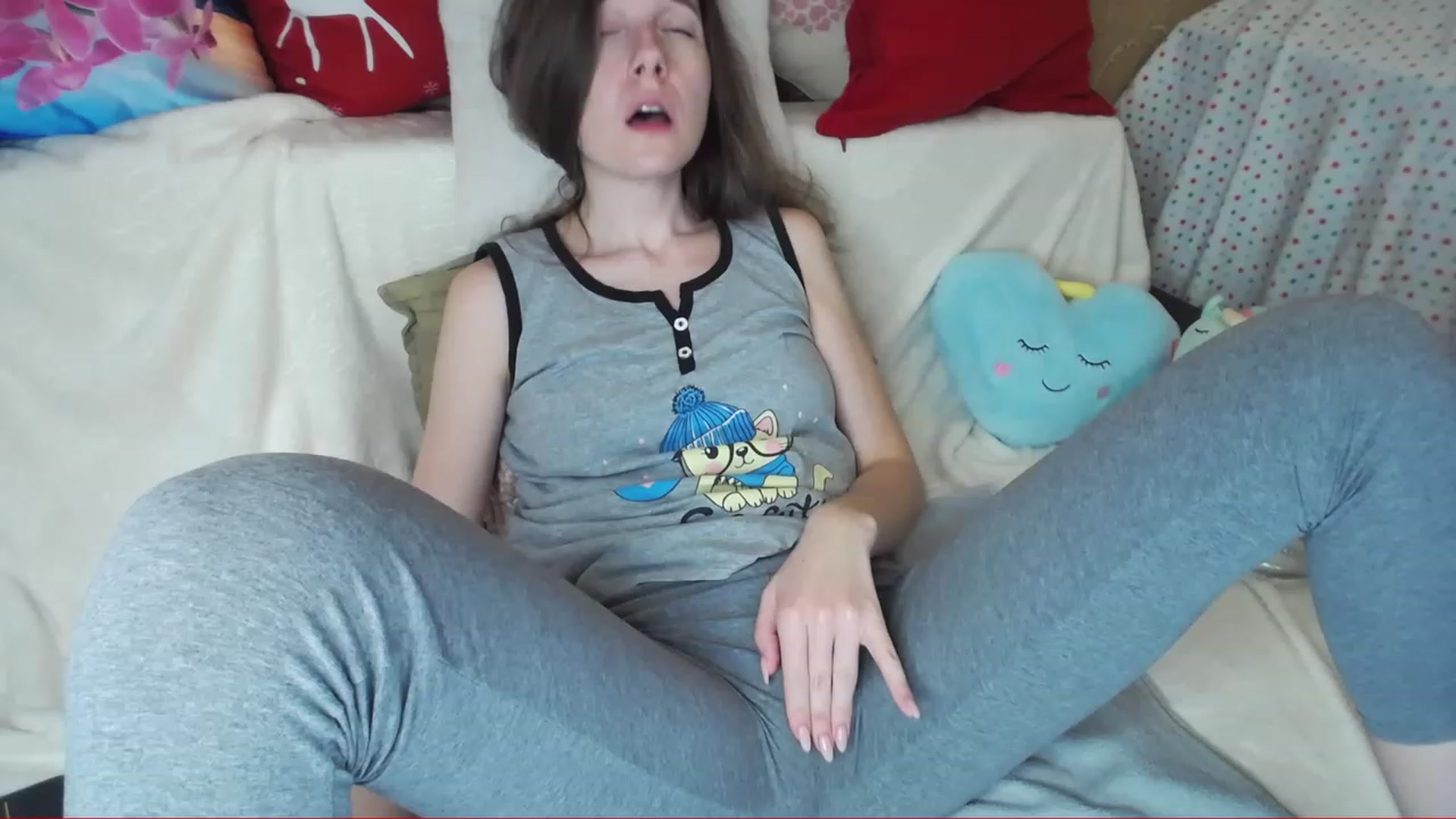 Gallery image thumbnail from Kozerog20's myfreecams stream on, 02/15/2024, 16:39 image 3 of 20