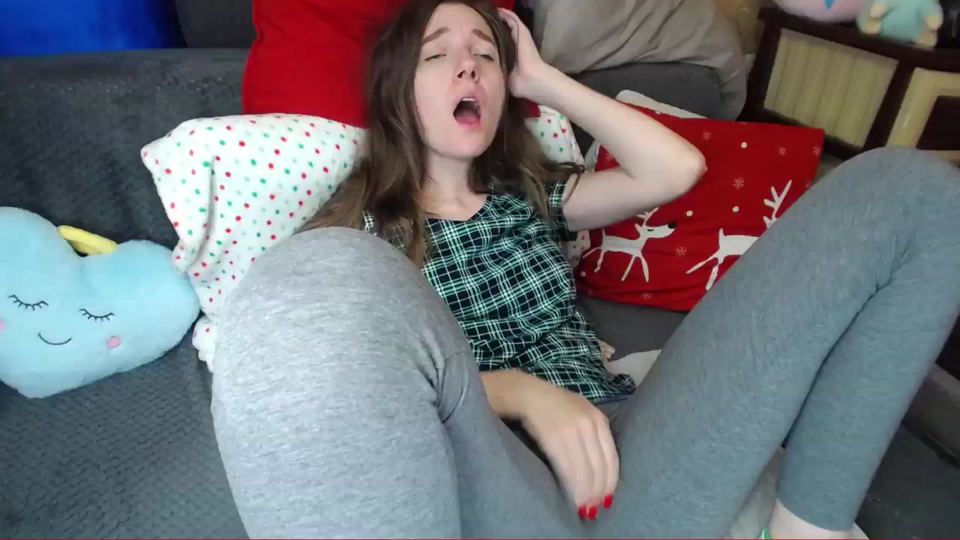 Gallery image thumbnail from Kozerog20's myfreecams stream on, 12/26/2024, 16:12 image 12 of 20