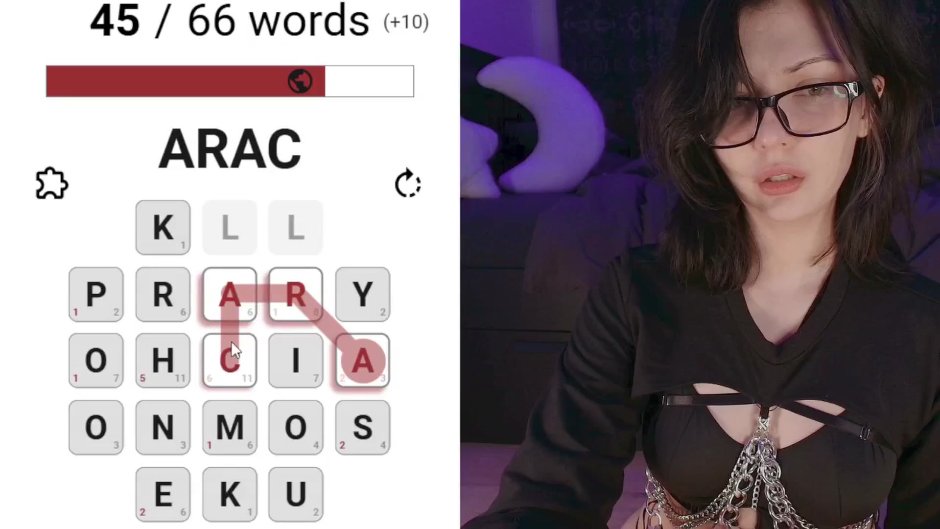 Gallery image thumbnail from KrisInChains's myfreecams stream on, 10/20/2025, 03:08 image 6 of 20