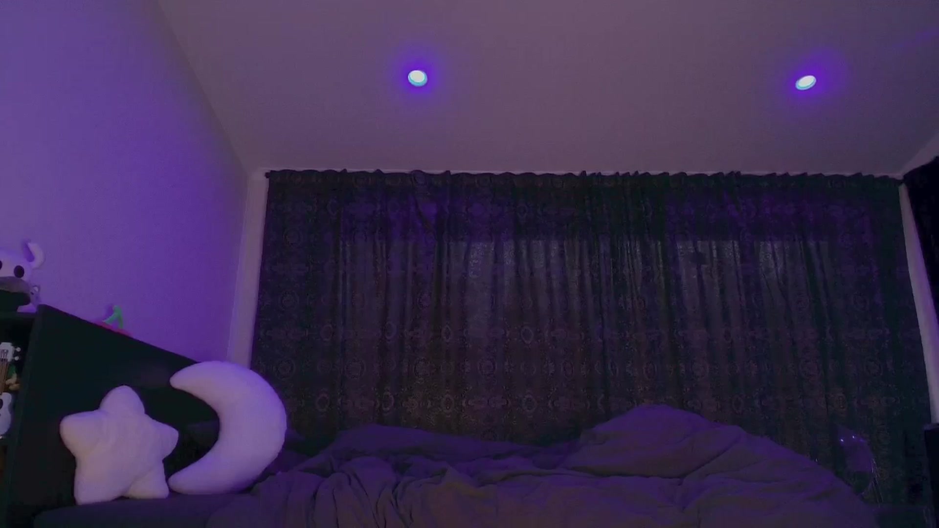 Gallery image thumbnail from KrisInChains's myfreecams stream on, 10/20/2025, 03:08 image 20 of 20