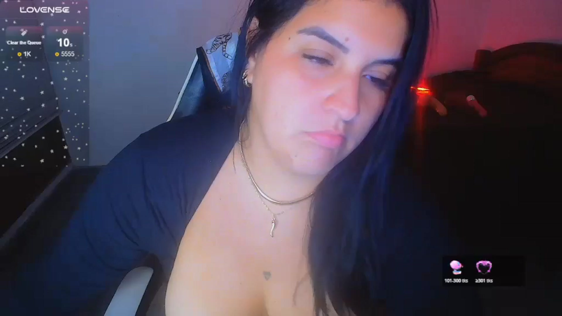Gallery image thumbnail from KrisKaboom's myfreecams stream on, 10/26/2025, 10:38 image 16 of 20