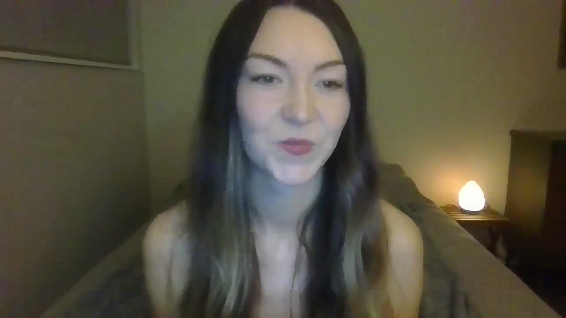 Gallery image thumbnail from KrisKisses's myfreecams stream on, 10/22/2023, 02:33 image 3 of 20