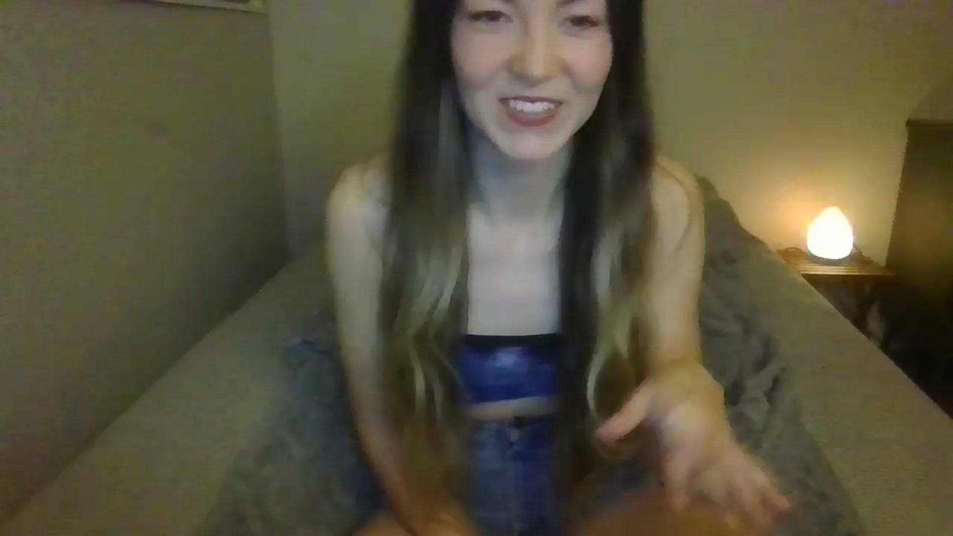 Gallery image thumbnail from KrisKisses's myfreecams stream on, 10/22/2023, 02:33 image 14 of 20