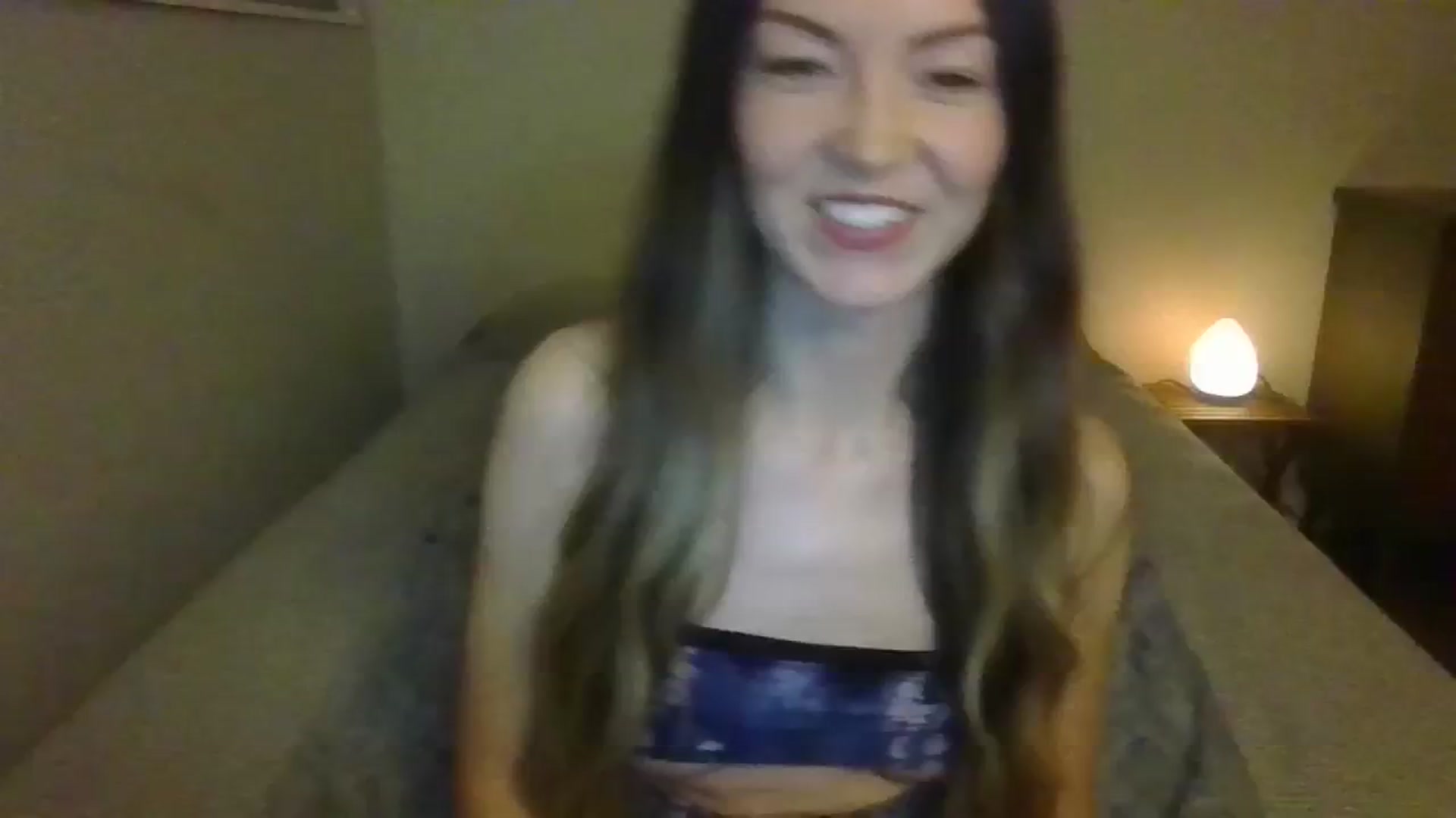 Gallery image thumbnail from KrisKisses's myfreecams stream on, 10/22/2023, 02:33 image 17 of 20