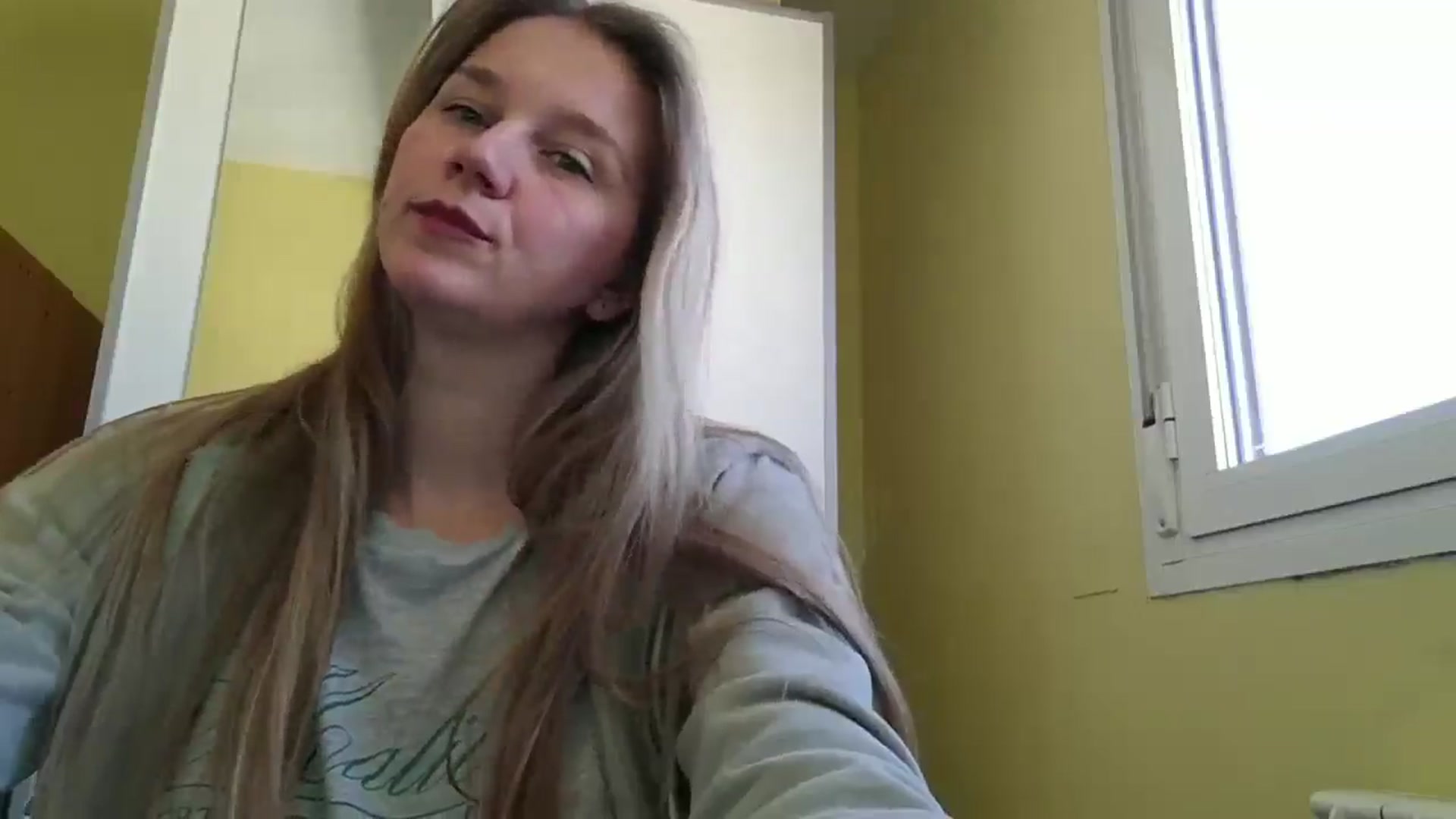 Gallery image thumbnail from KrisssKiss1's myfreecams stream on, 03/16/2026, 14:17 image 4 of 20