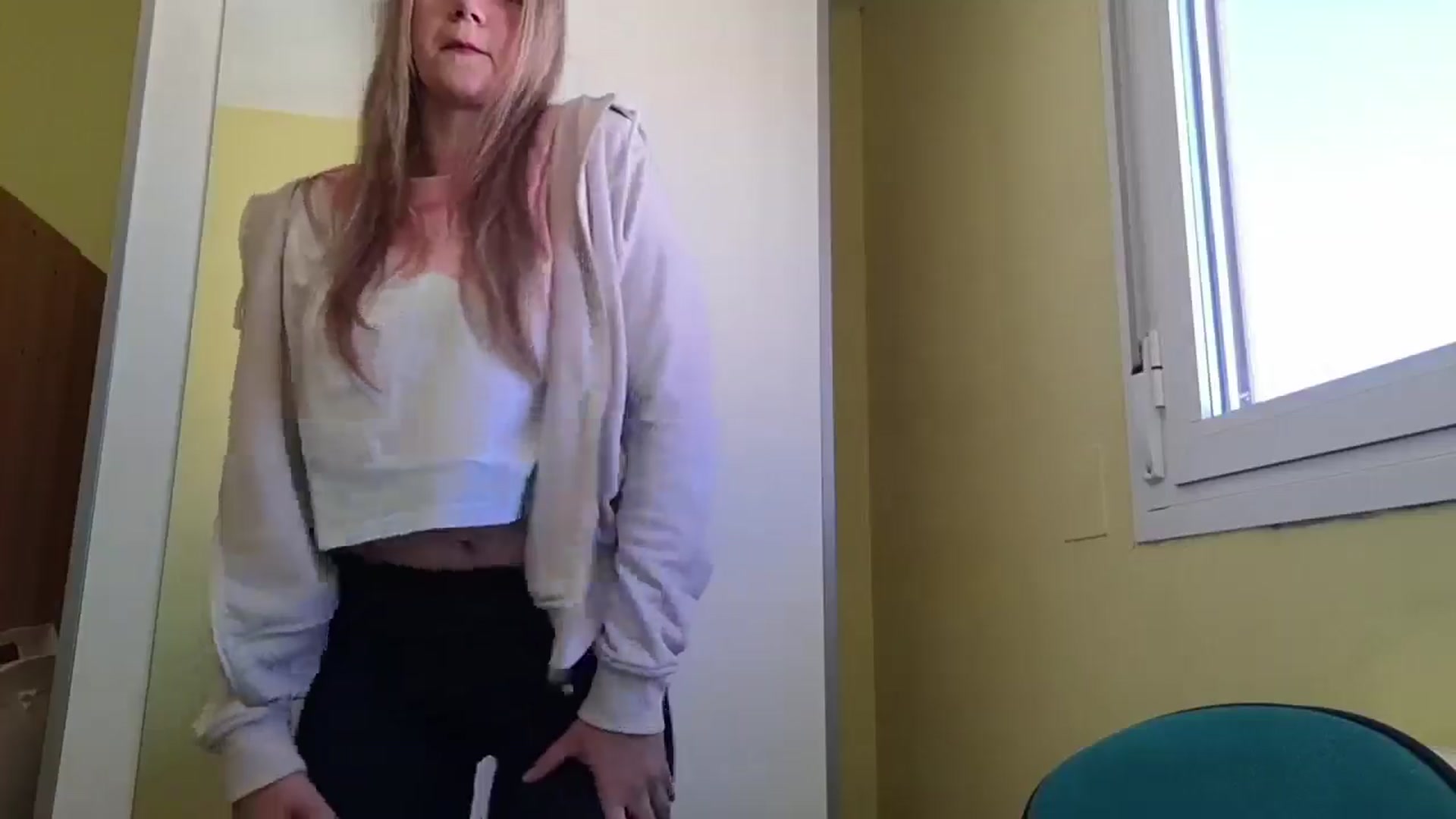 Gallery image thumbnail from KrisssKiss1's myfreecams stream on, 03/26/2026, 12:44 image 7 of 20